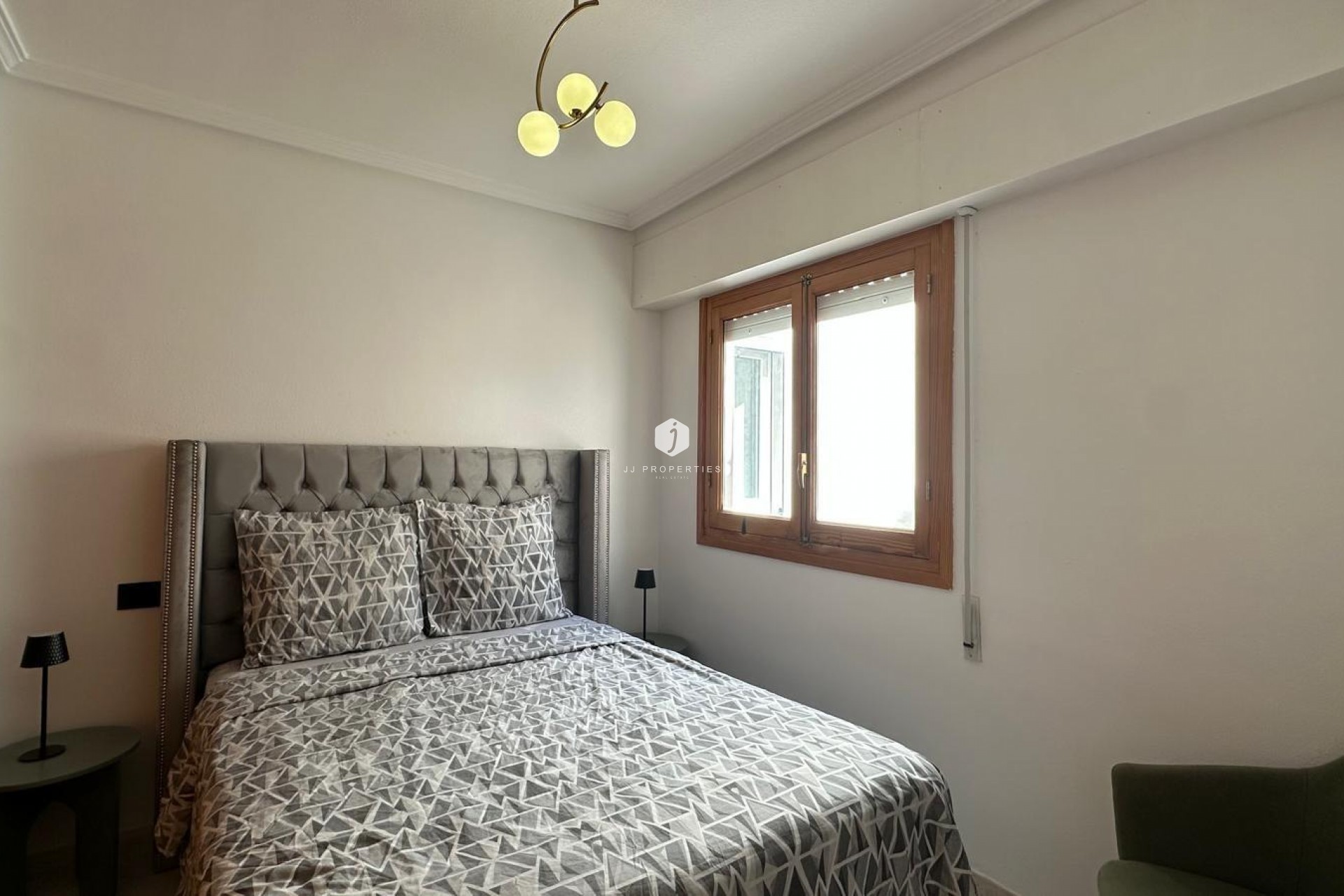 Aus zweiter Hand - Wohnung -
Torrevieja - Centro