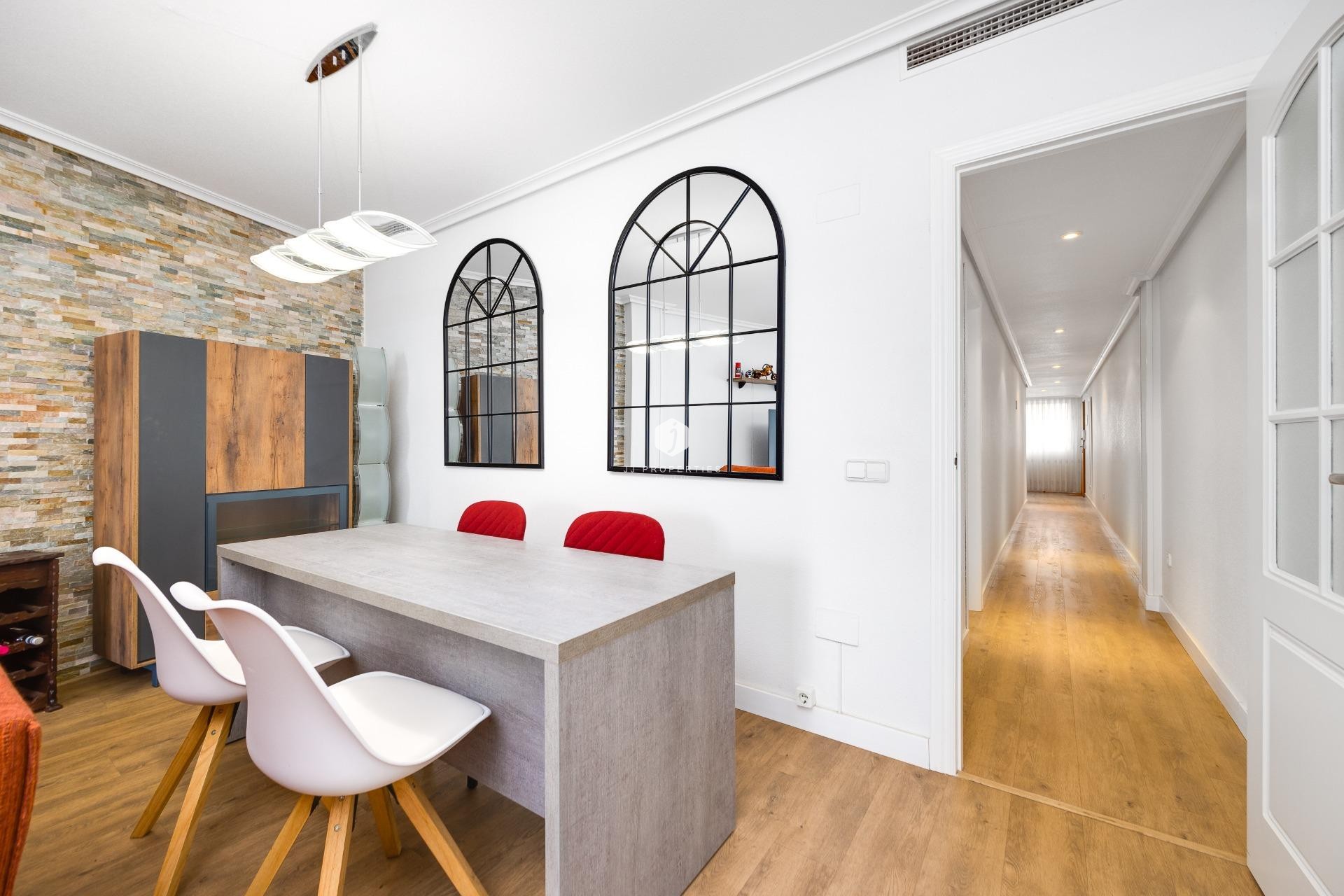 Aus zweiter Hand - Wohnung -
Torrevieja - Centro