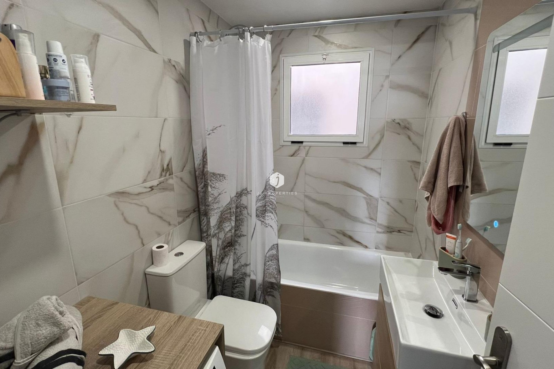 Aus zweiter Hand - Wohnung -
Torrevieja - Centro