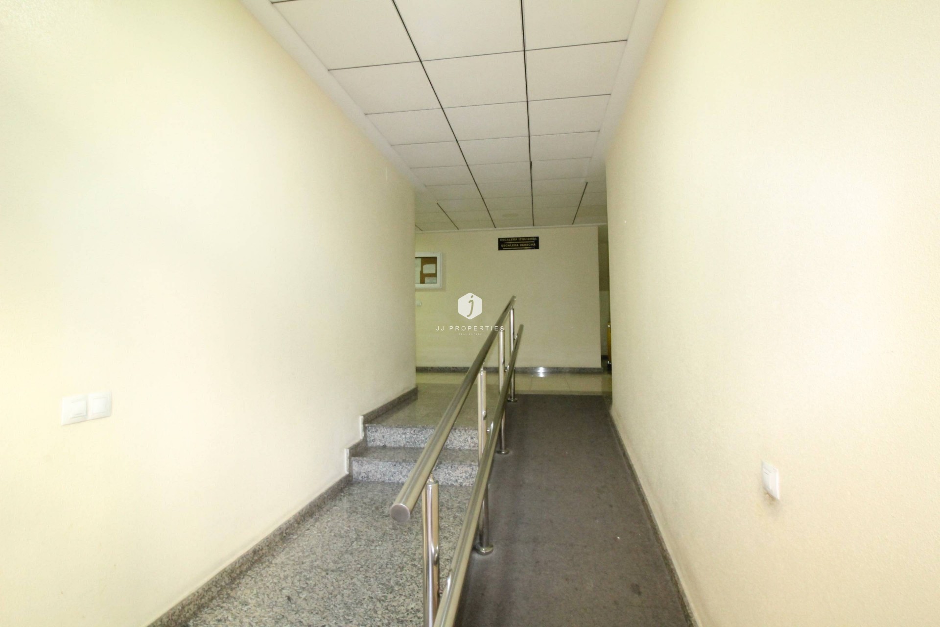 Aus zweiter Hand - Wohnung -
Torrevieja - Centro