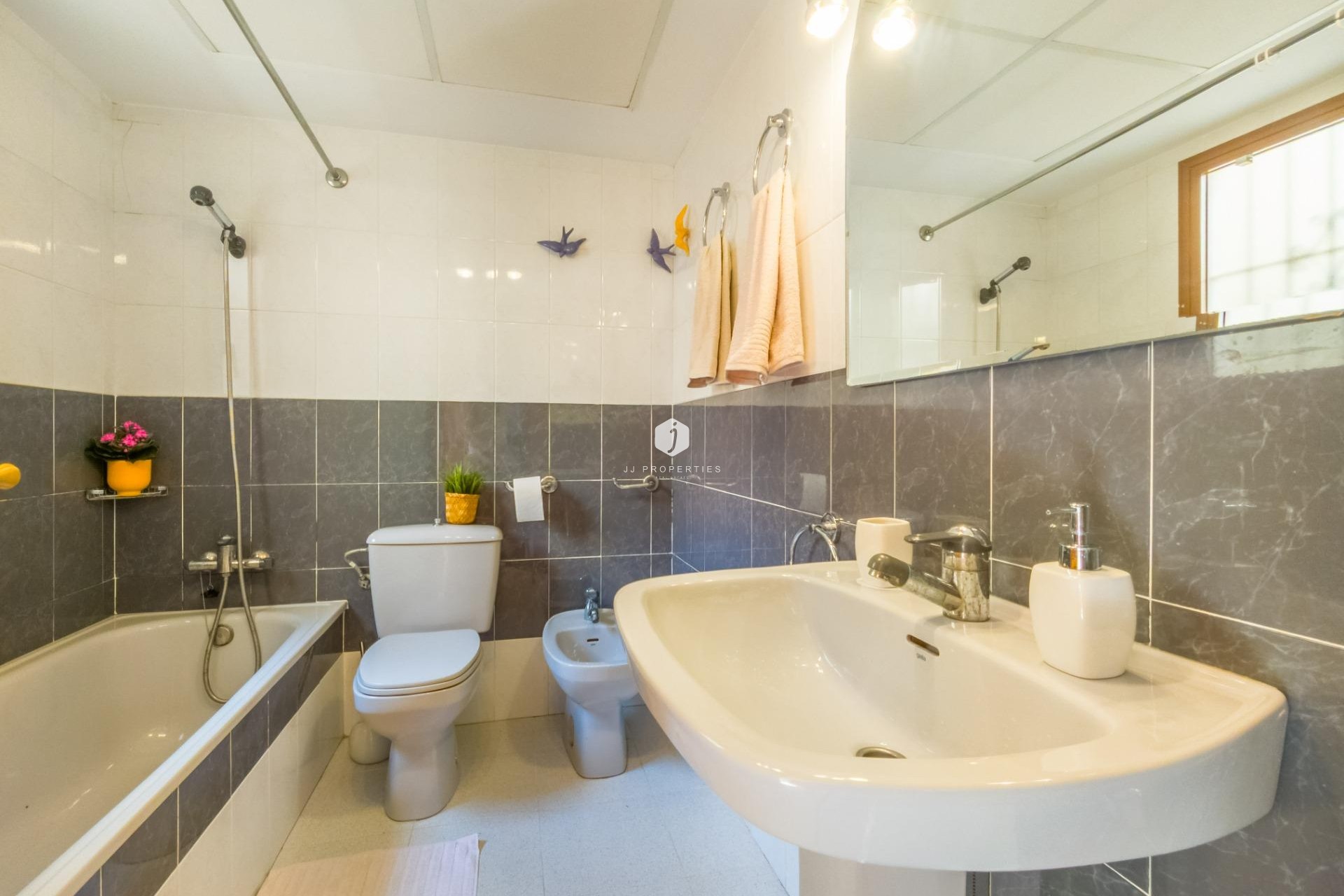 Aus zweiter Hand - Wohnung -
Torrevieja - Centro