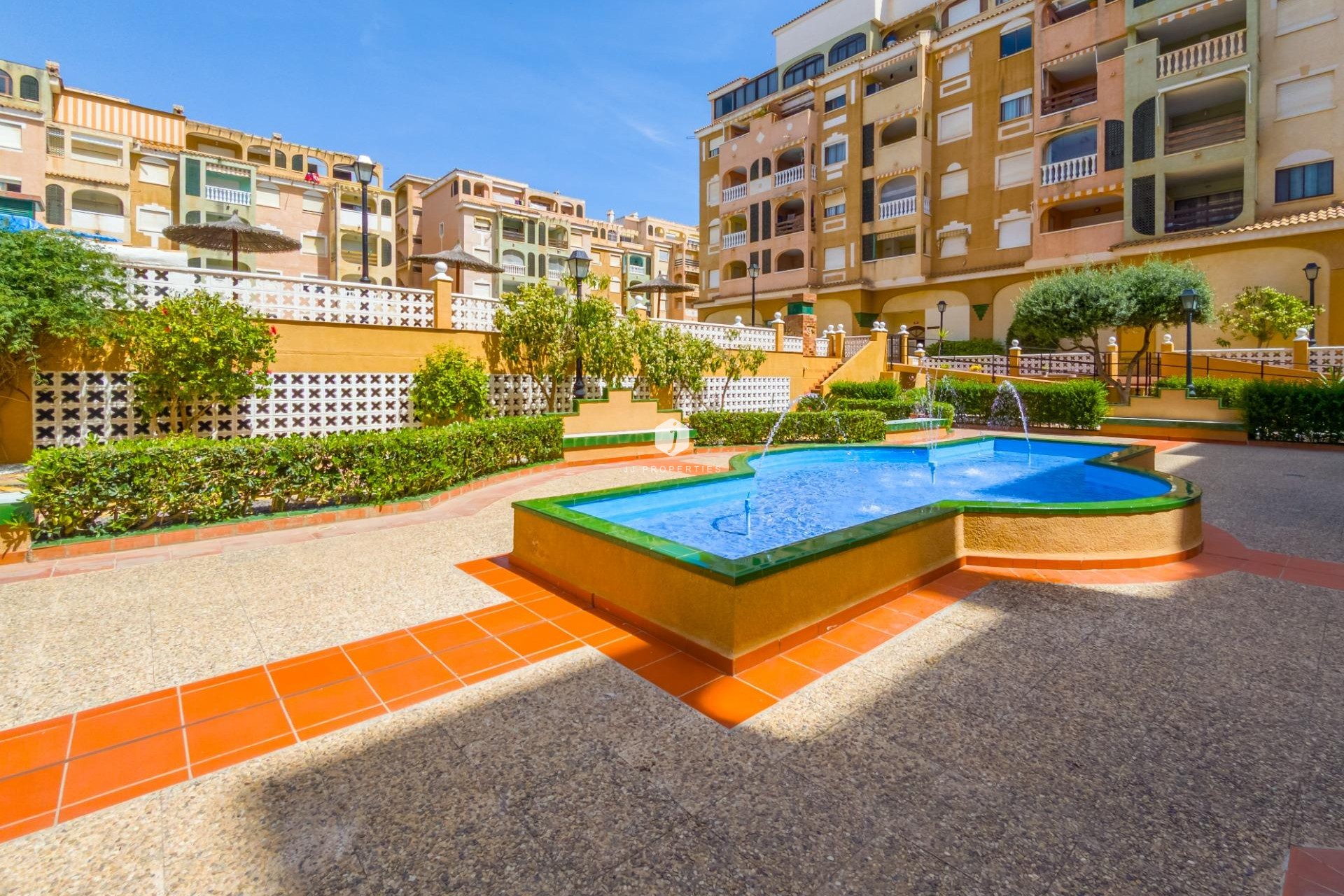 Aus zweiter Hand - Wohnung -
Torrevieja - Centro