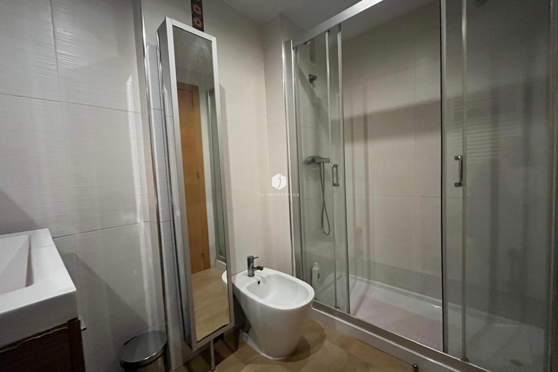 Aus zweiter Hand - Wohnung -
Torrevieja - Centro