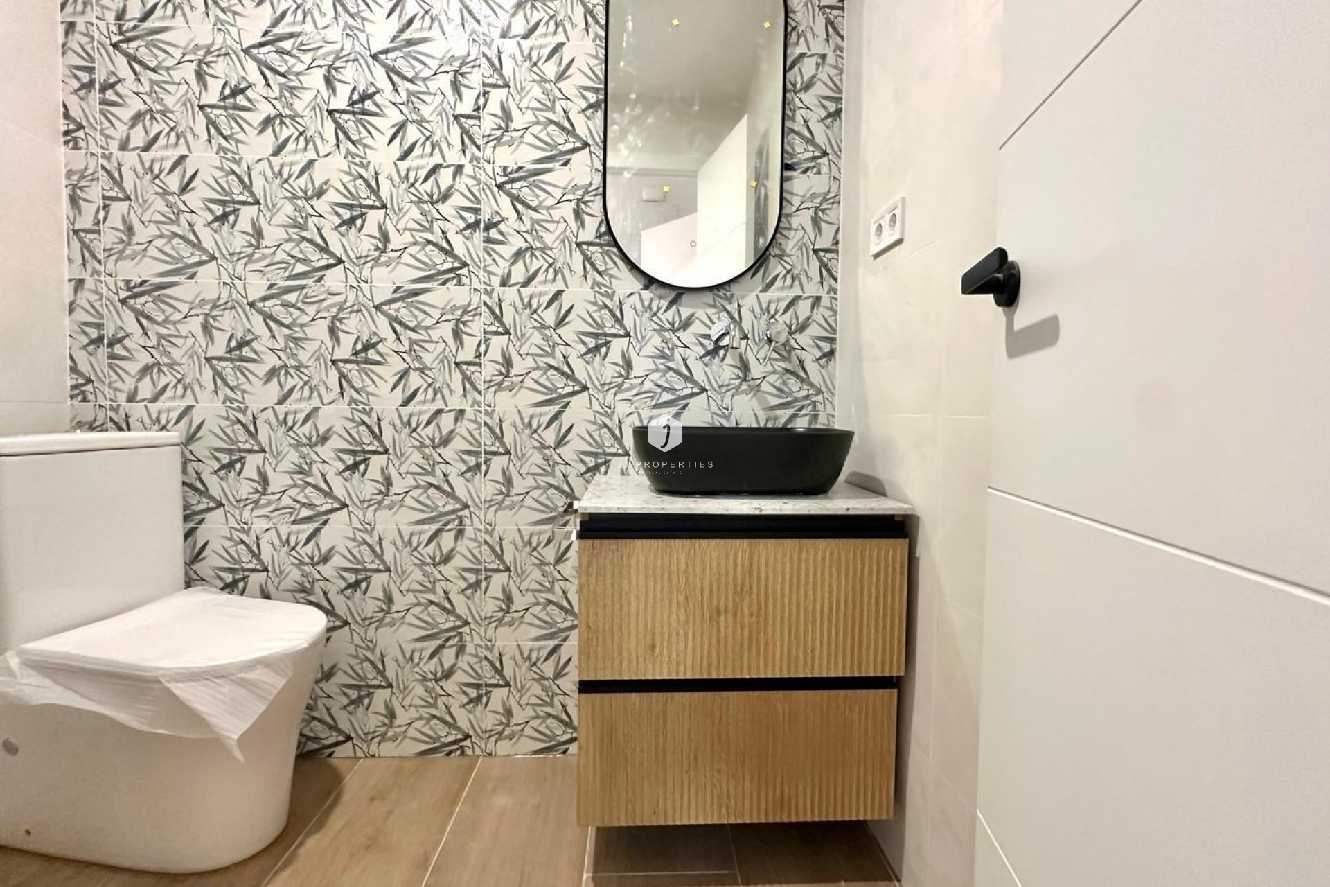 Aus zweiter Hand - Wohnung -
Torrevieja - Centro