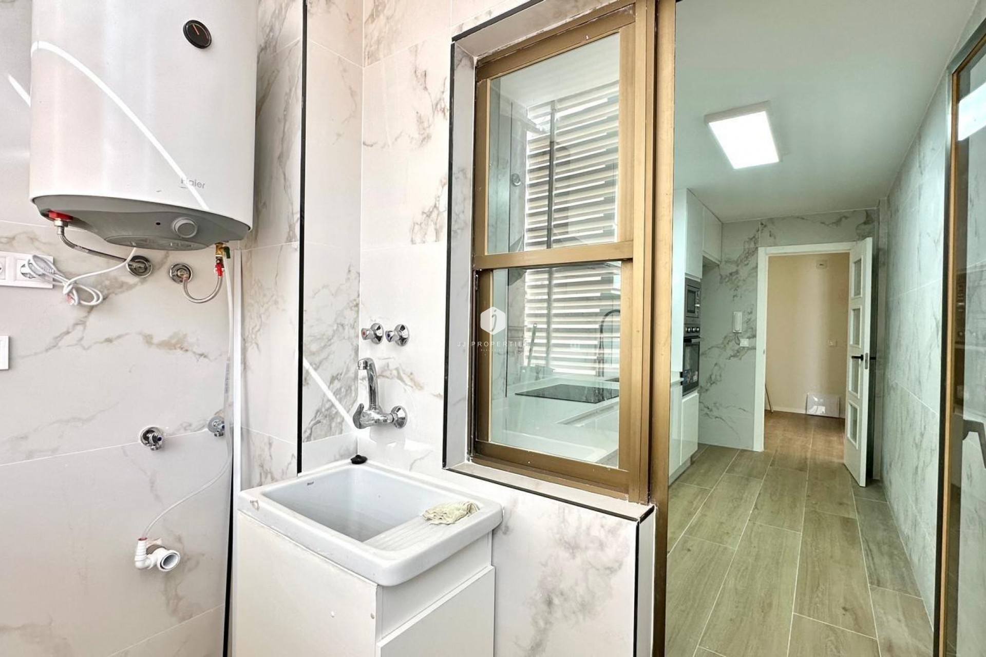 Aus zweiter Hand - Wohnung -
Torrevieja - Centro