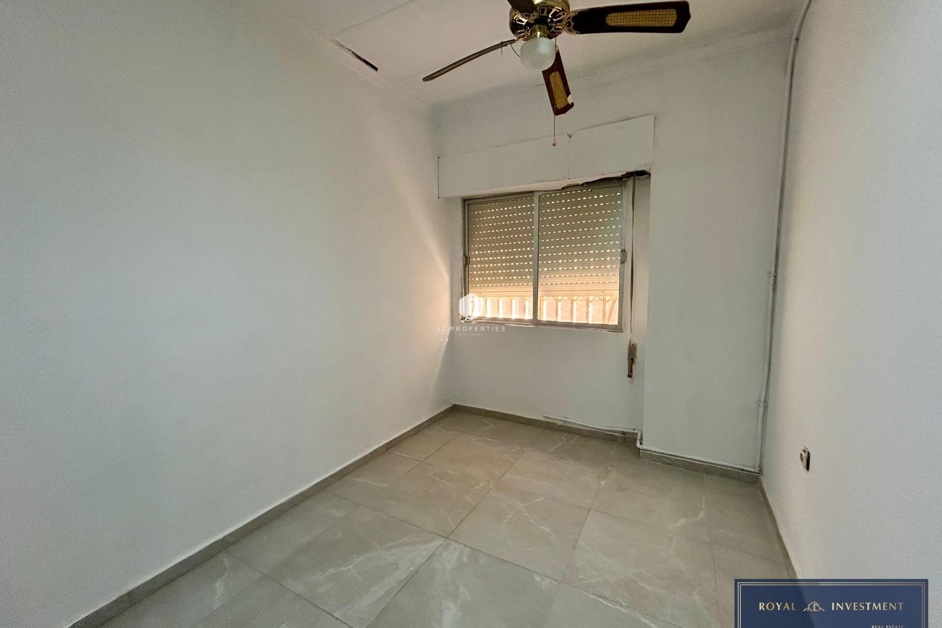 Aus zweiter Hand - Wohnung -
Torrevieja - Centro