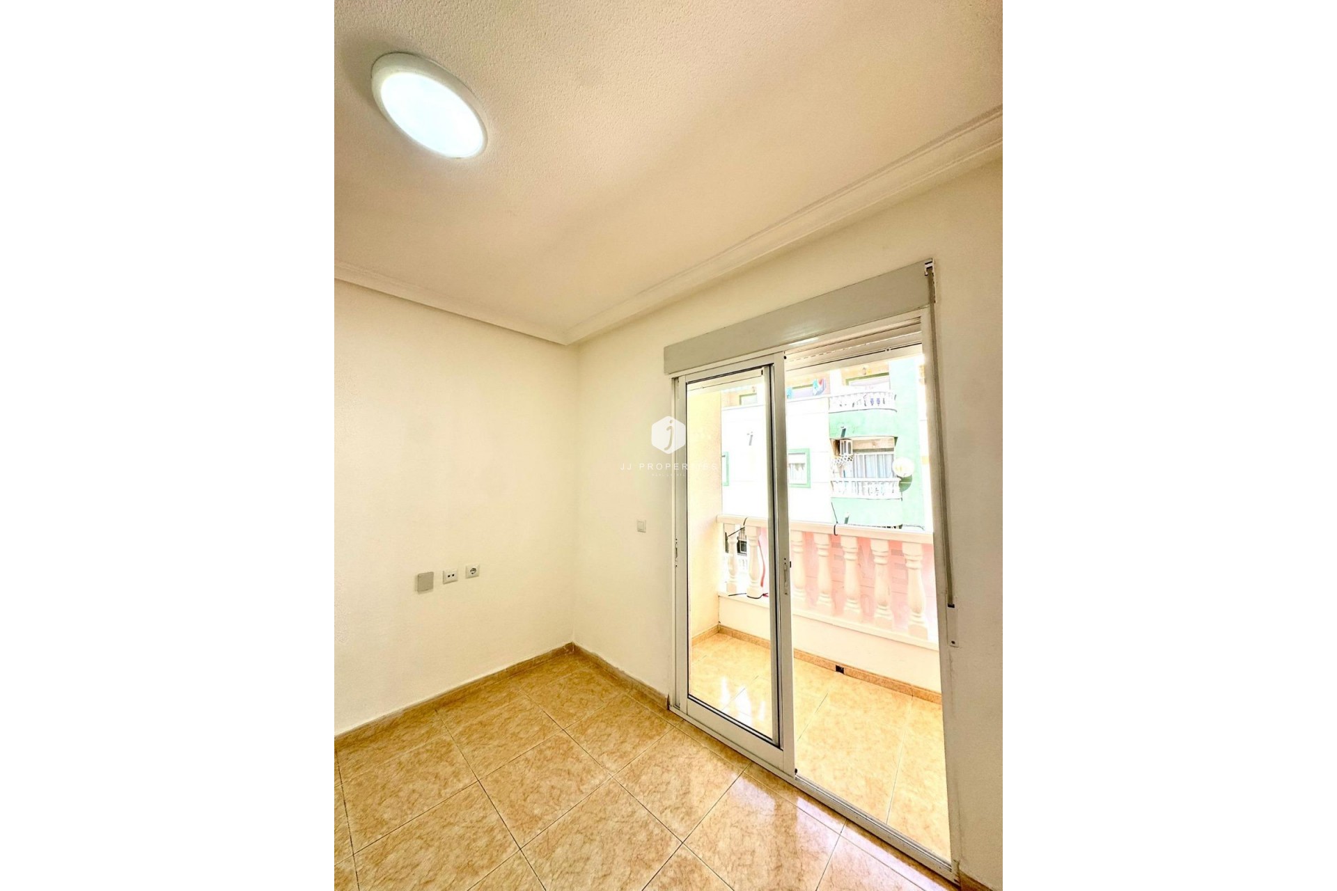 Aus zweiter Hand - Wohnung -
Torrevieja - Centro