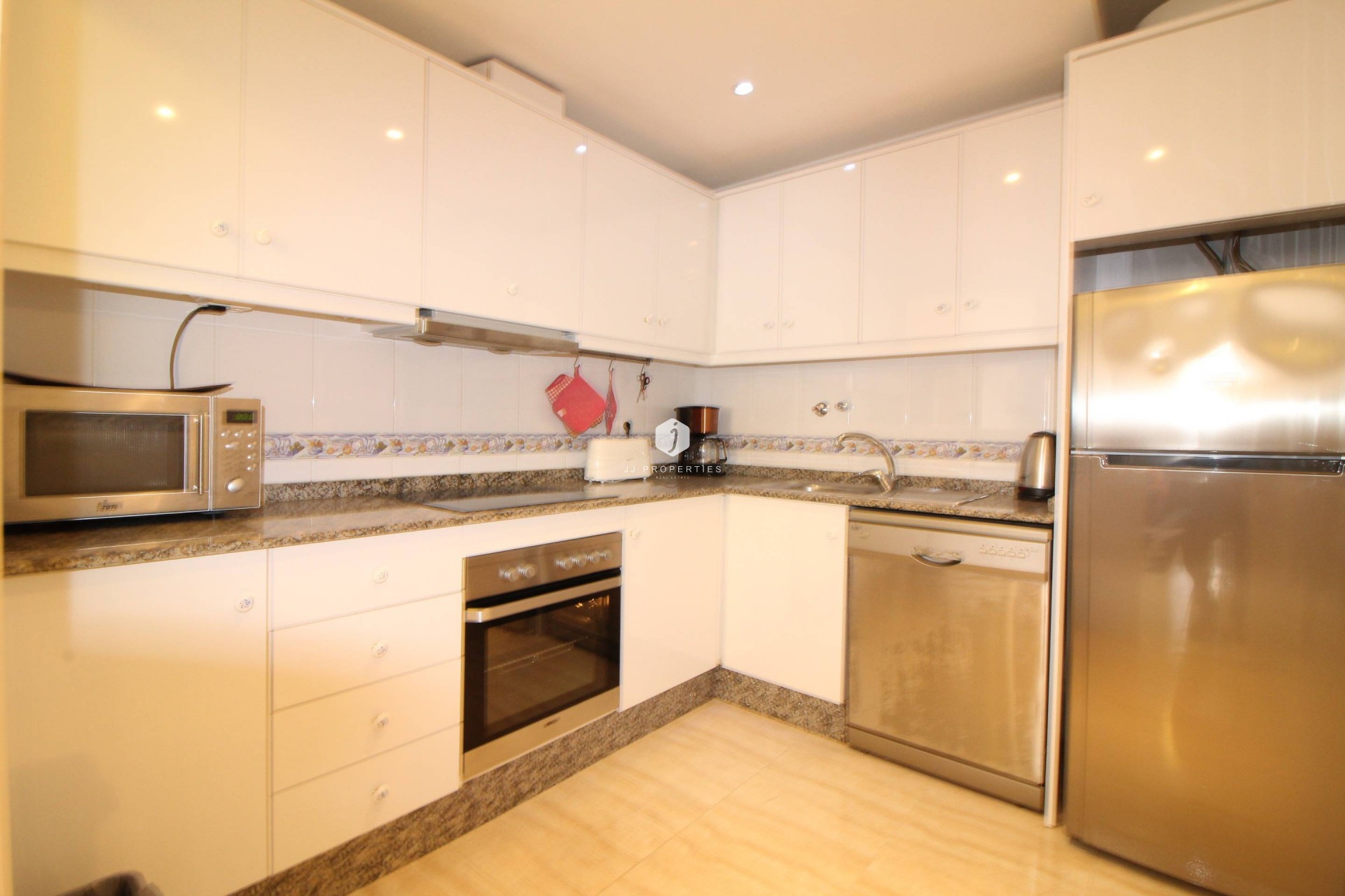 Aus zweiter Hand - Wohnung -
Torrevieja - Centro