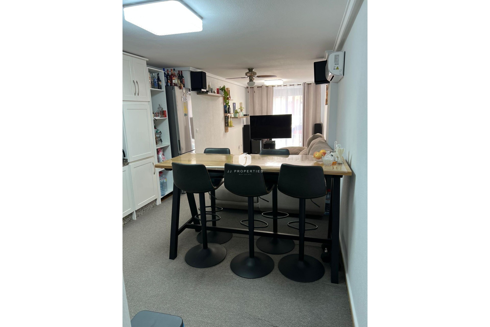 Aus zweiter Hand - Wohnung -
Torrevieja - Centro