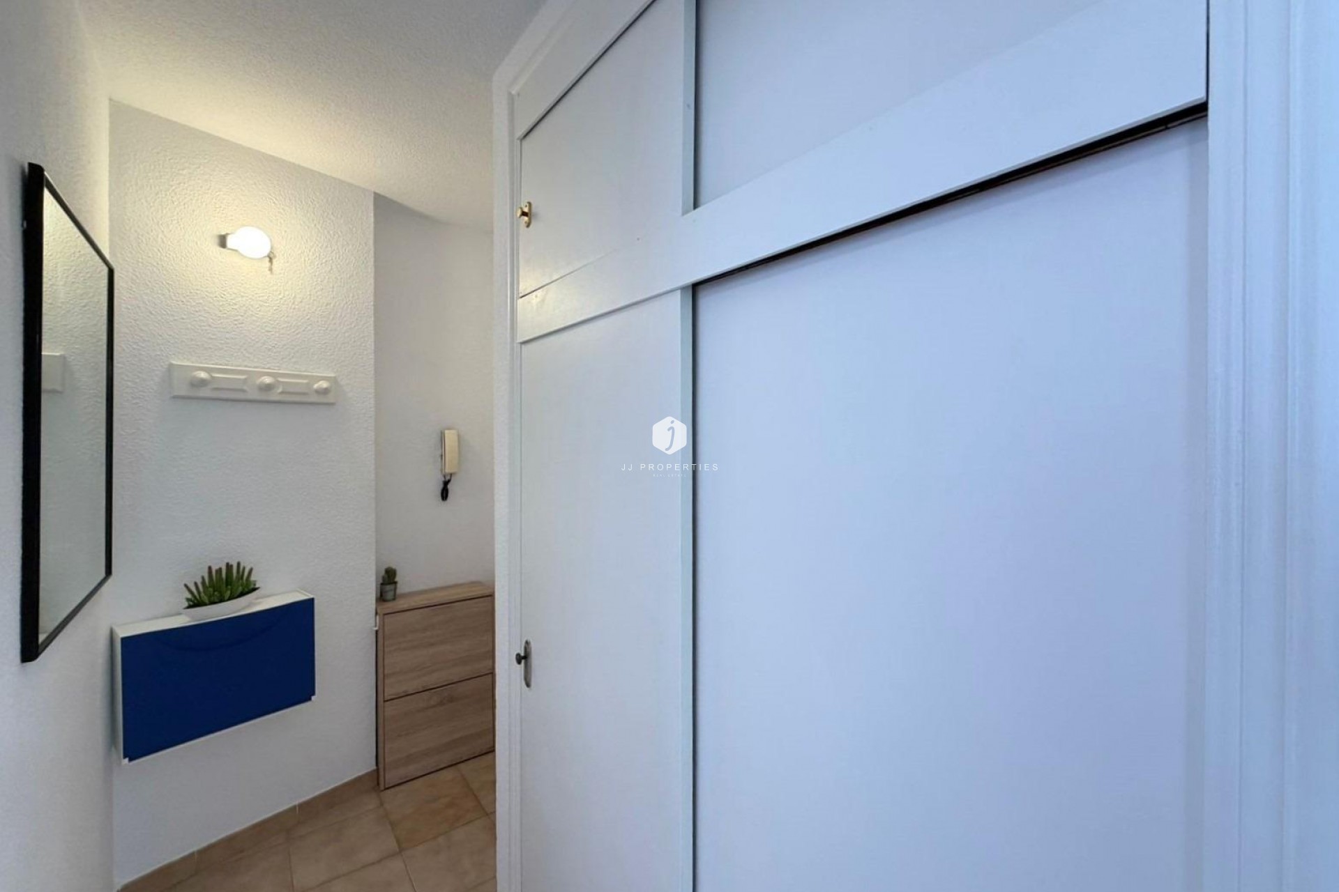 Aus zweiter Hand - Wohnung -
Torrevieja - Centro