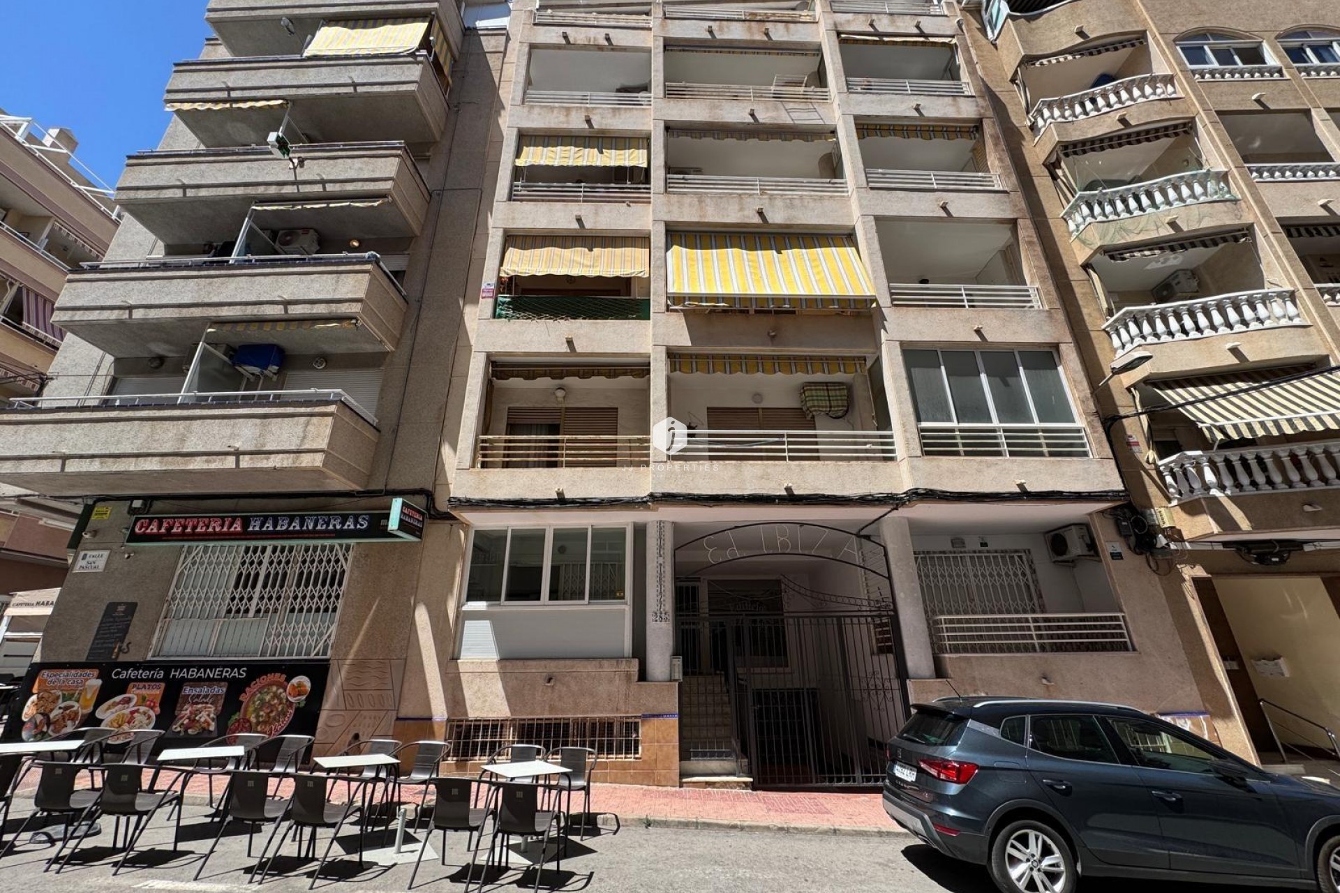 Aus zweiter Hand - Wohnung -
Torrevieja - Centro