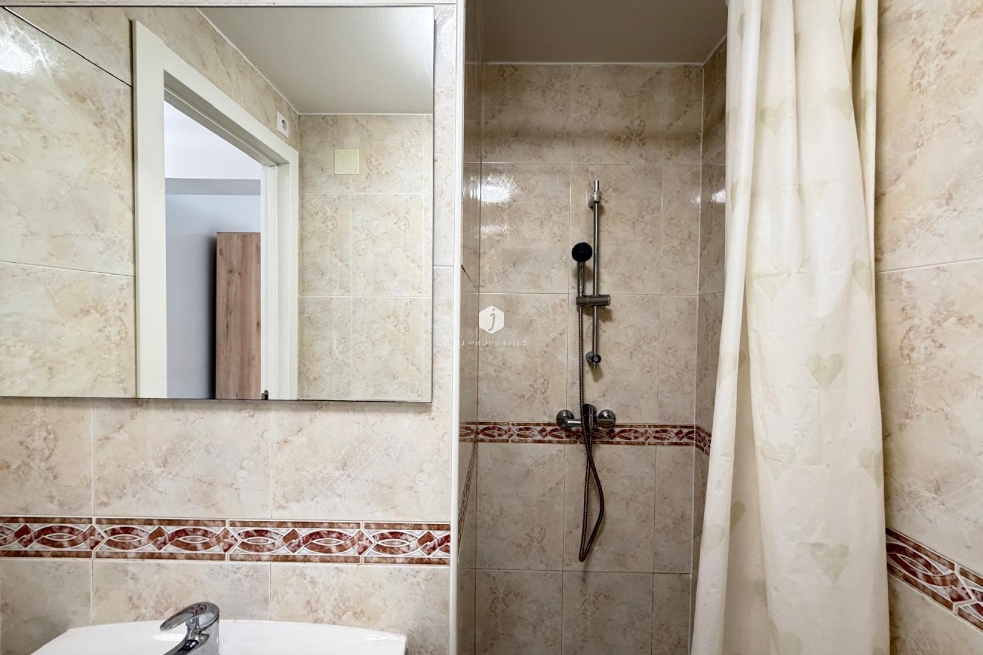 Aus zweiter Hand - Wohnung -
Torrevieja - Centro
