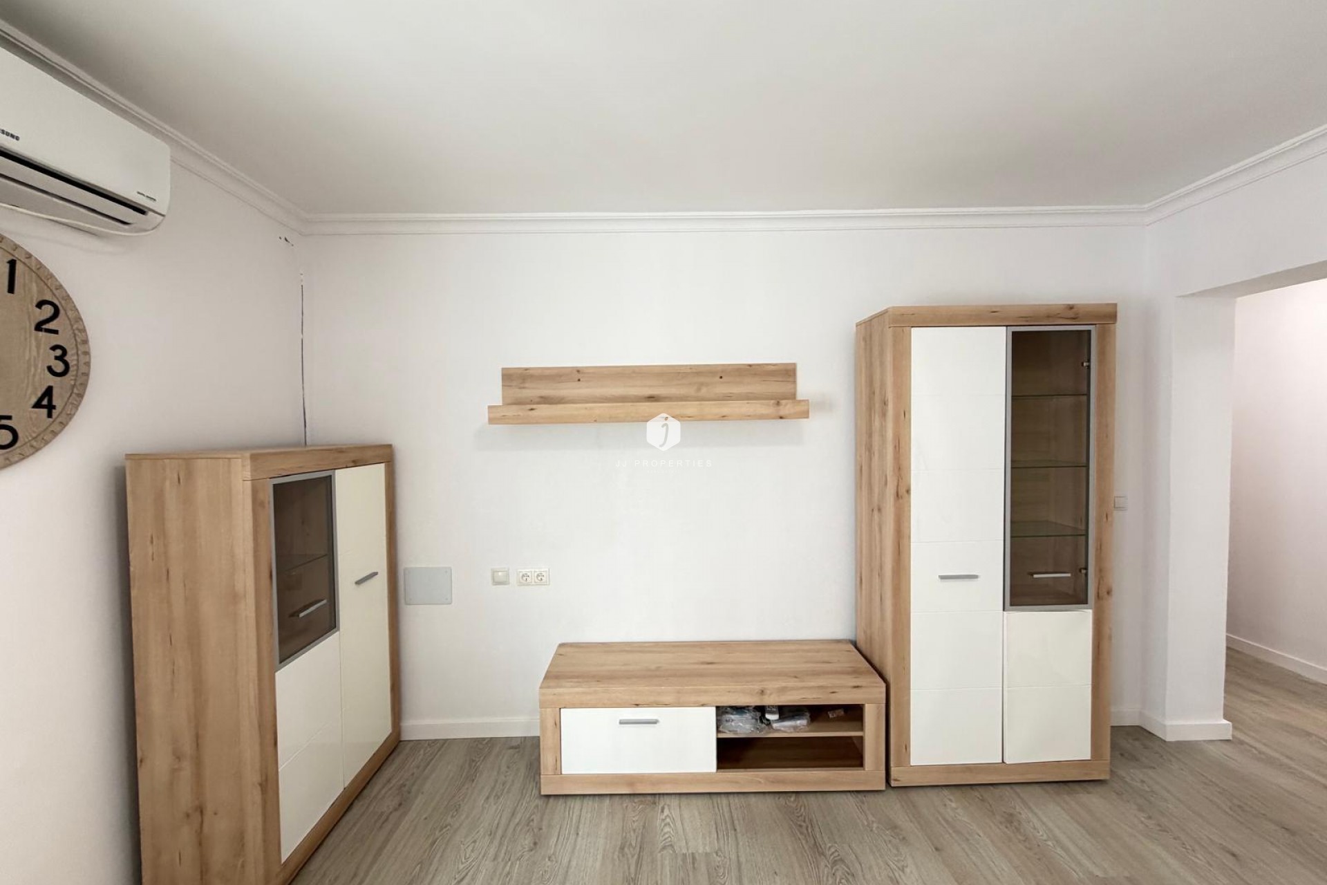 Aus zweiter Hand - Wohnung -
Torrevieja - Centro