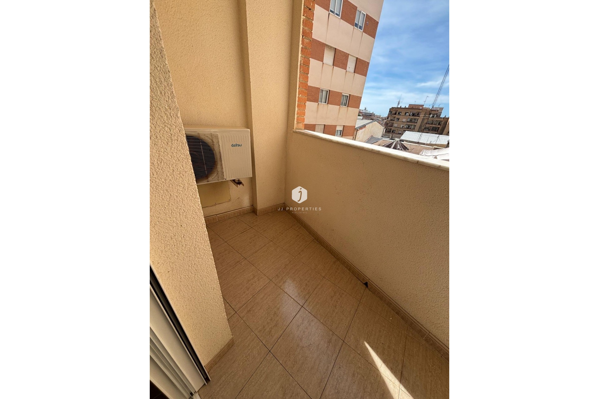 Aus zweiter Hand - Wohnung -
Torrevieja - Centro