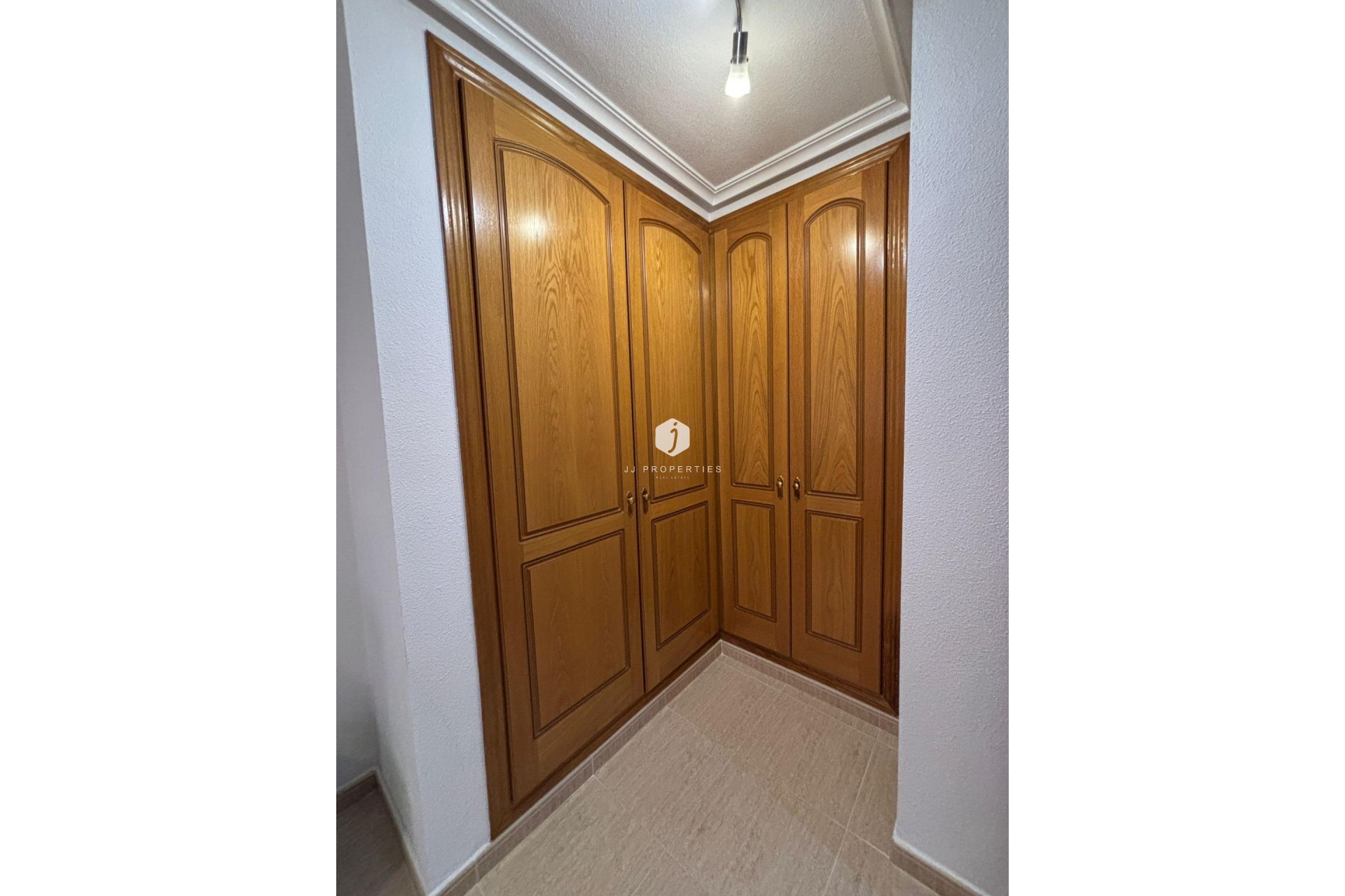 Aus zweiter Hand - Wohnung -
Torrevieja - Centro