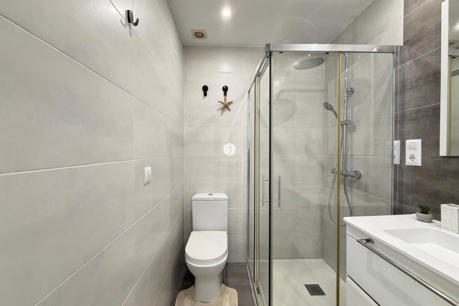 Aus zweiter Hand - Wohnung -
Torrevieja - Centro