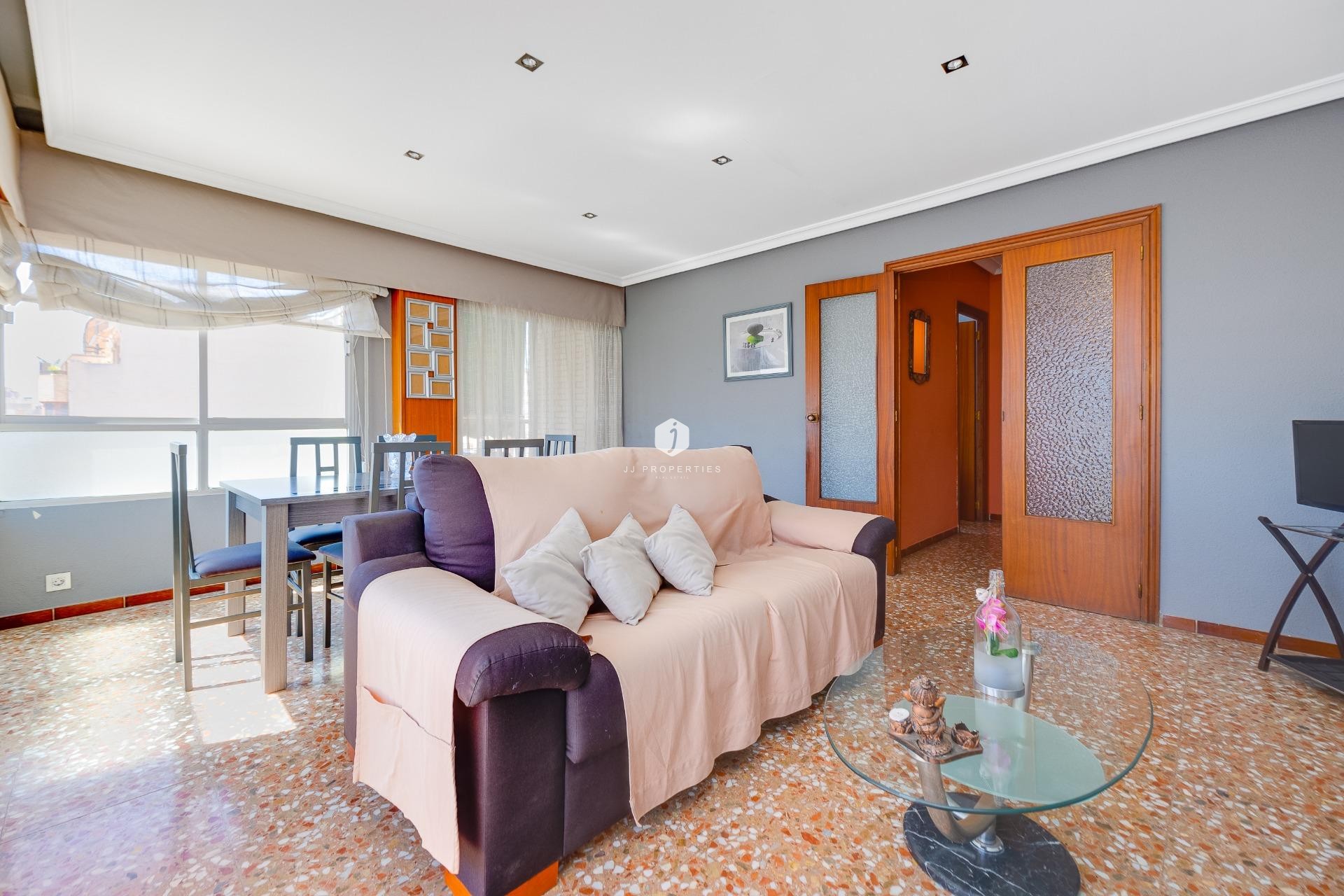 Aus zweiter Hand - Wohnung -
Torrevieja - Centro