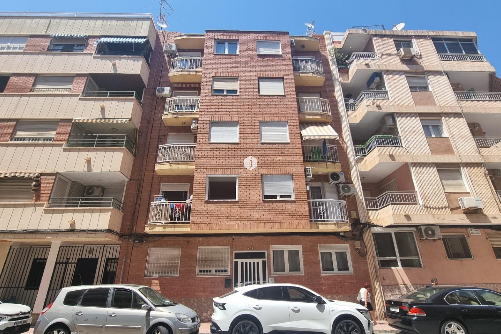 Aus zweiter Hand - Wohnung -
Torrevieja - Centro