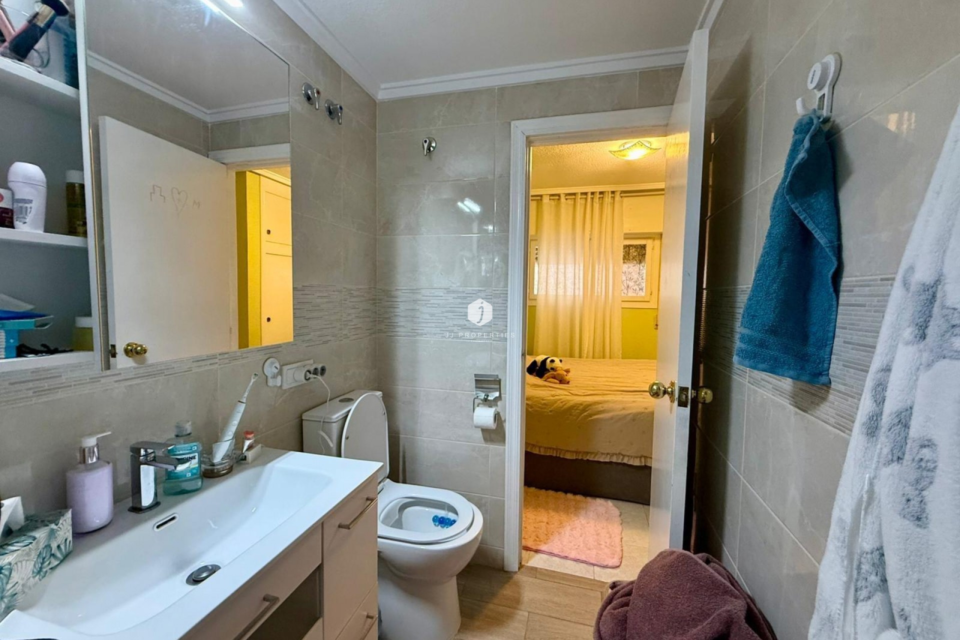 Aus zweiter Hand - Wohnung -
Torrevieja - Centro
