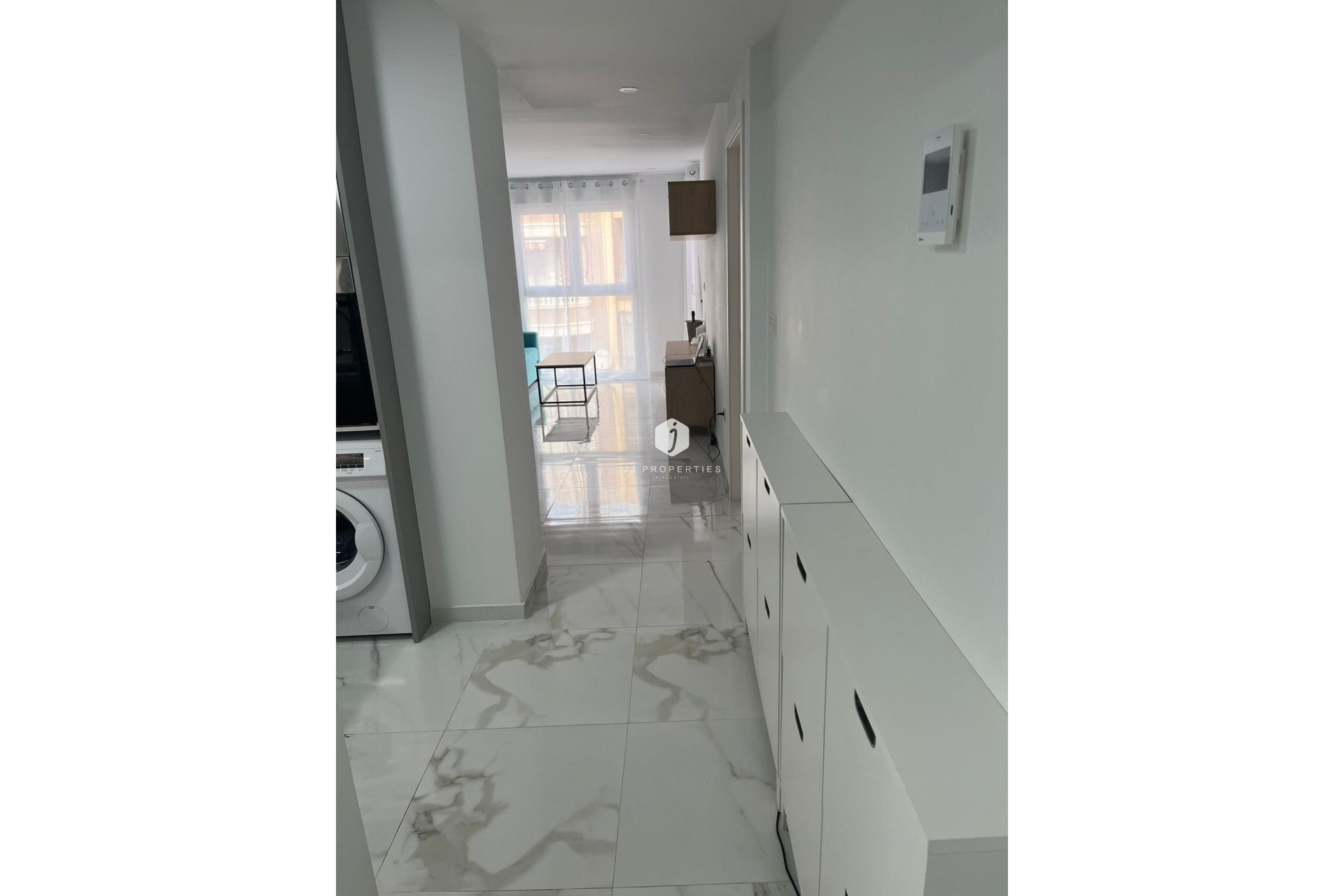 Aus zweiter Hand - Wohnung -
Torrevieja - Centro