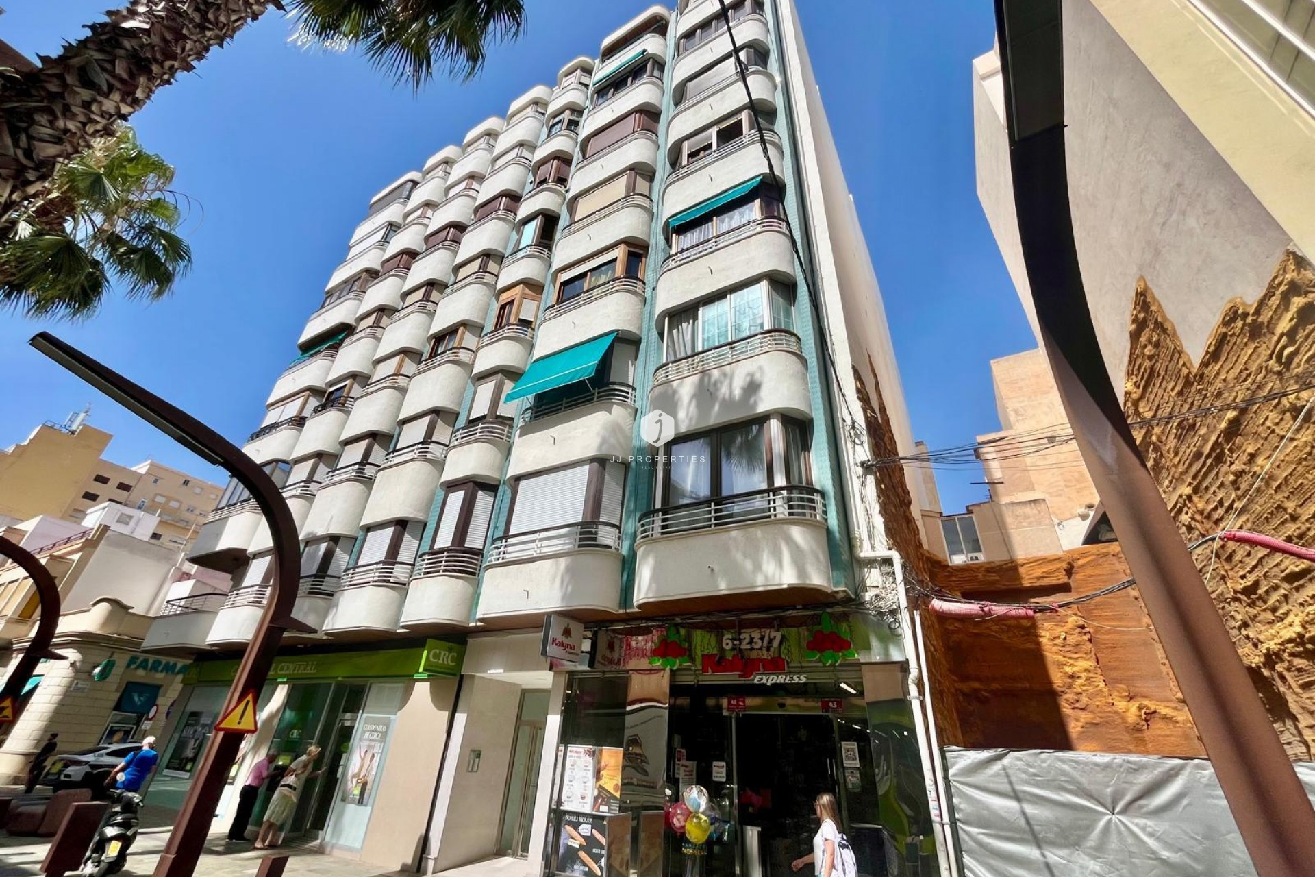 Aus zweiter Hand - Wohnung -
Torrevieja - Centro