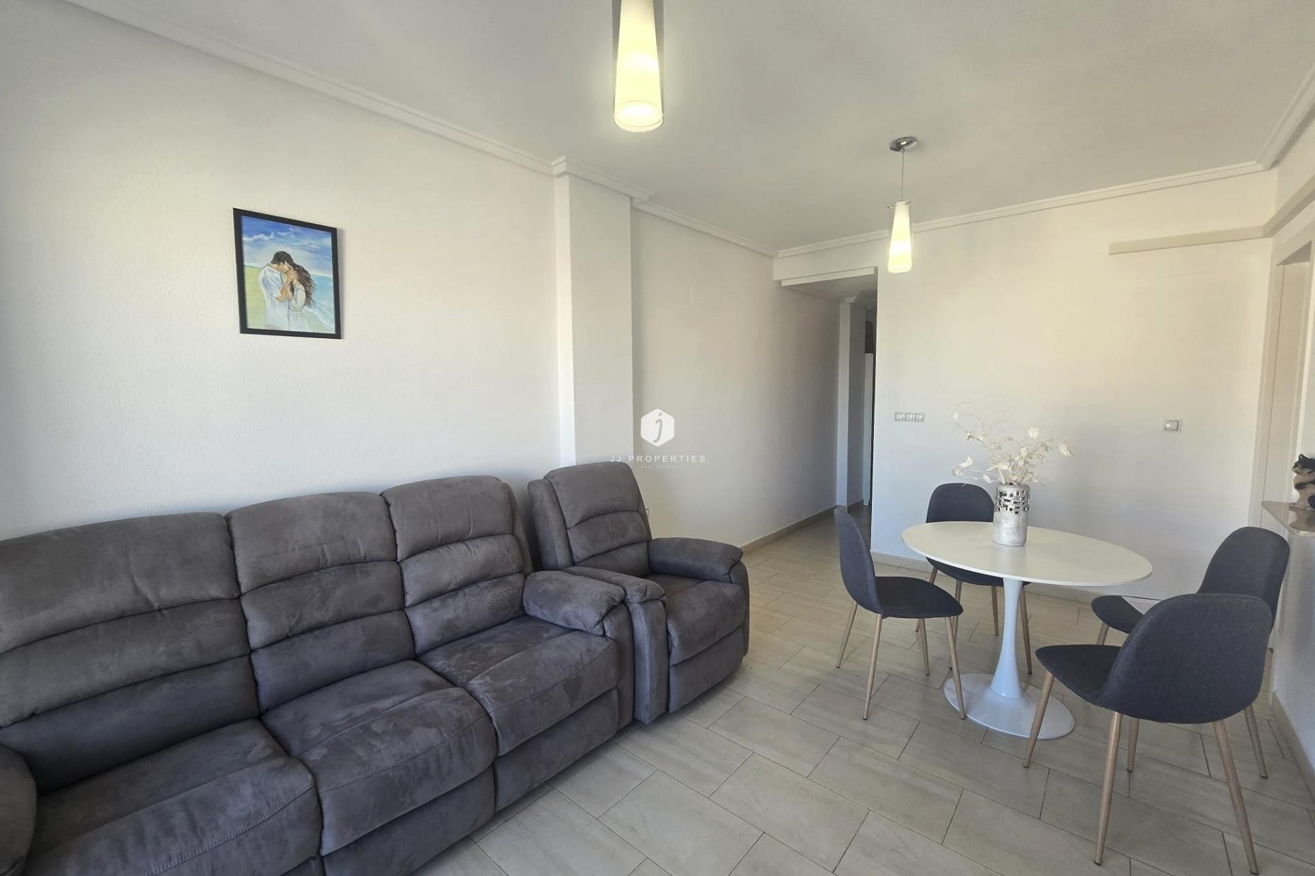 Aus zweiter Hand - Wohnung -
Torrevieja - Centro