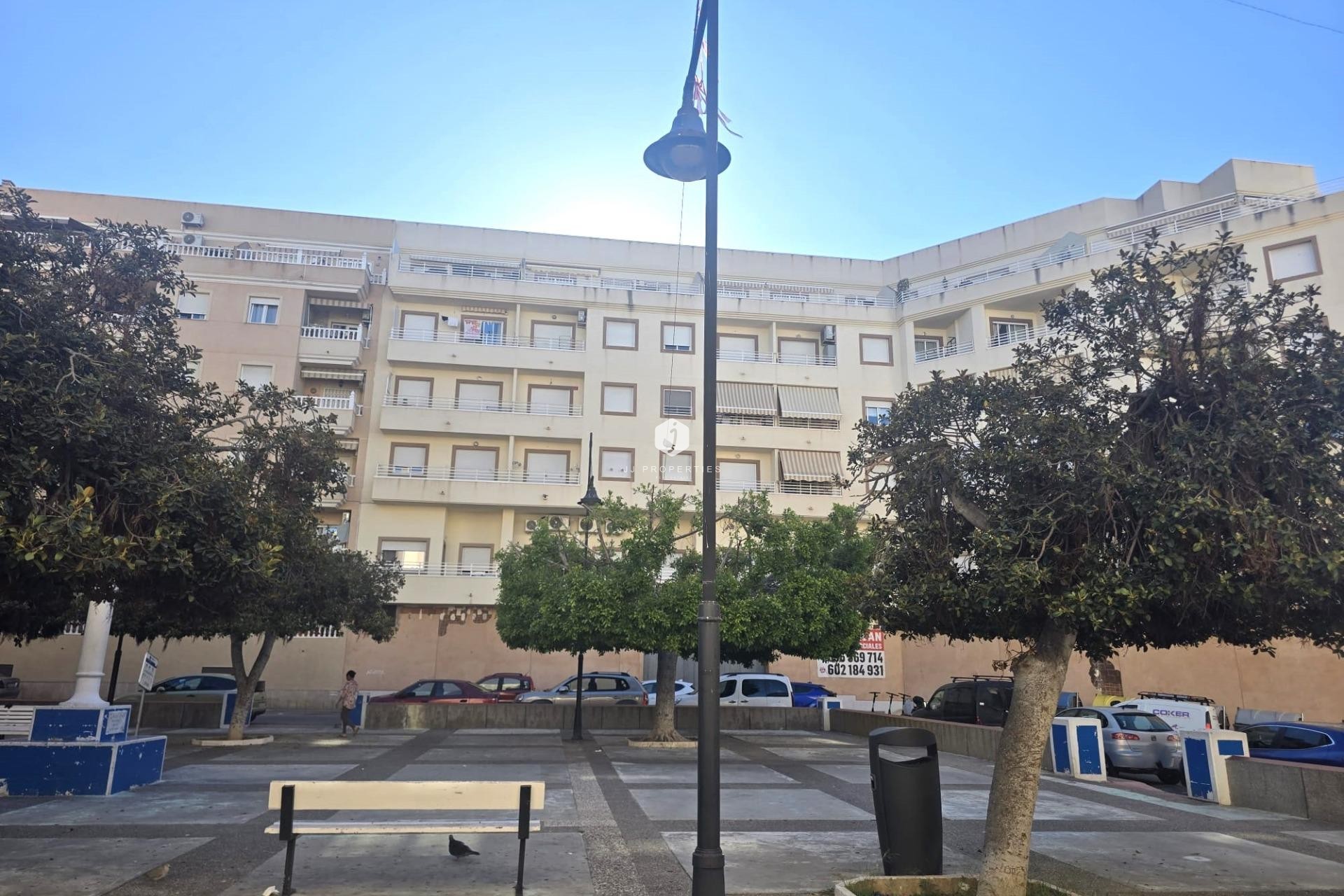 Aus zweiter Hand - Wohnung -
Torrevieja - Centro