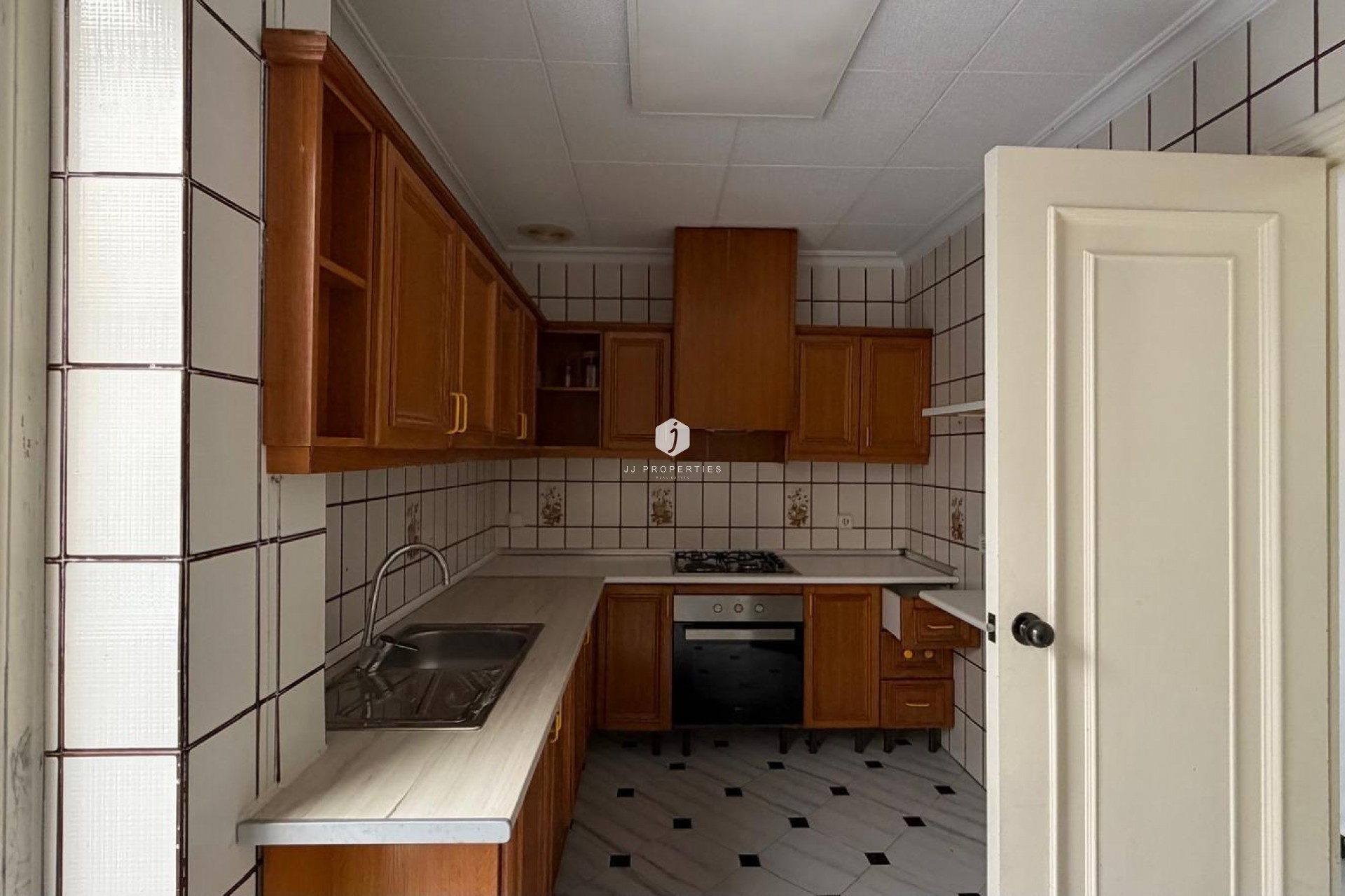 Aus zweiter Hand - Wohnung -
Torrevieja - Centro