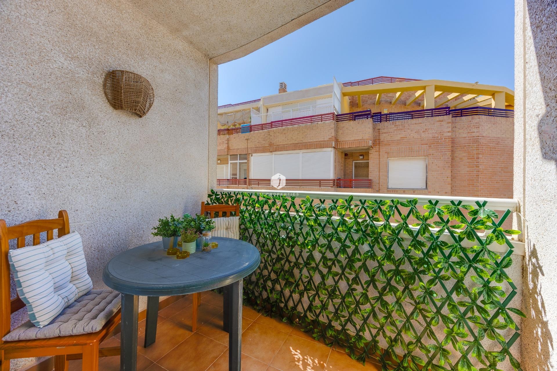 Aus zweiter Hand - Wohnung -
Torrevieja - Centro