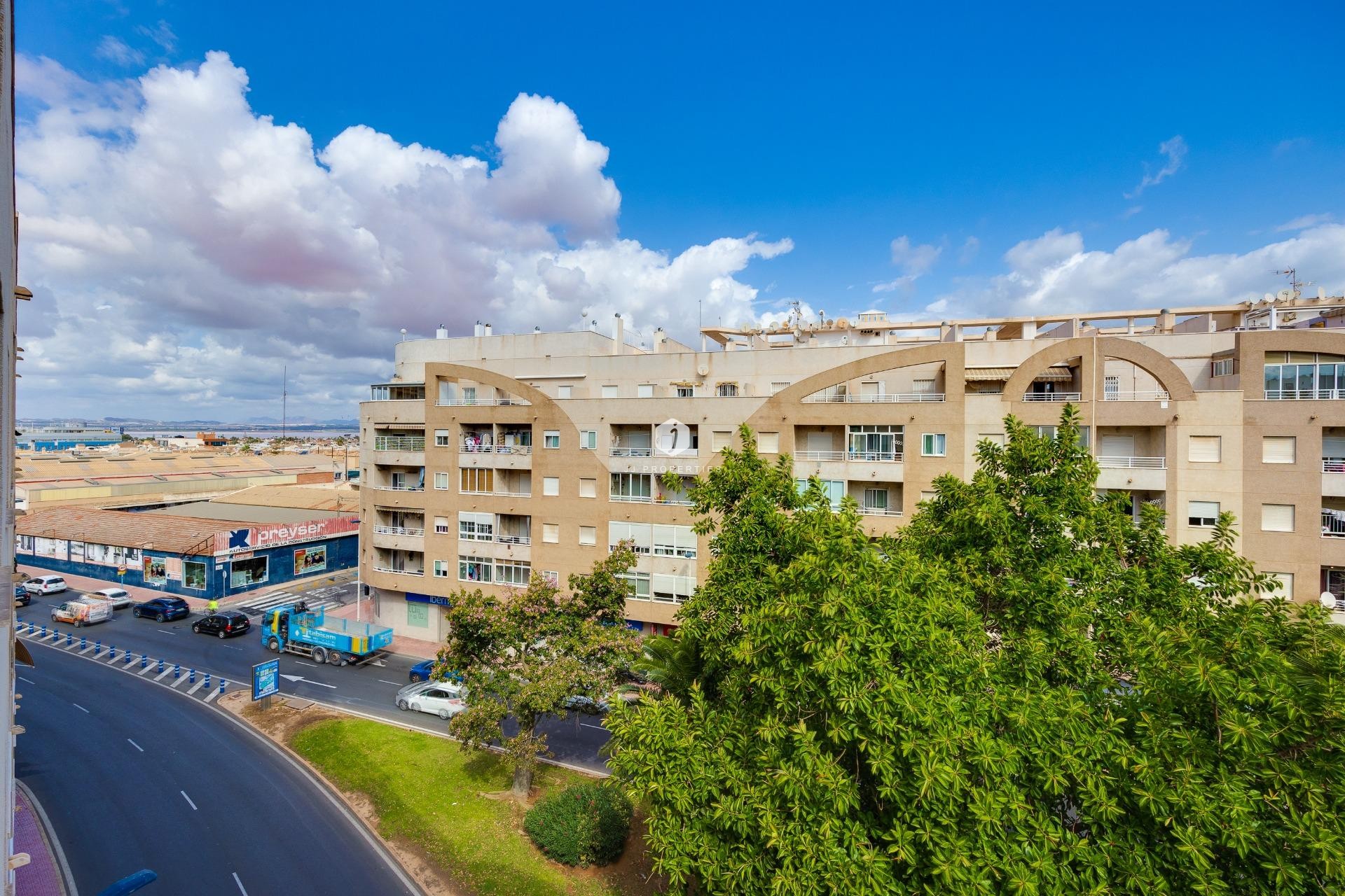Aus zweiter Hand - Wohnung -
Torrevieja - Centro