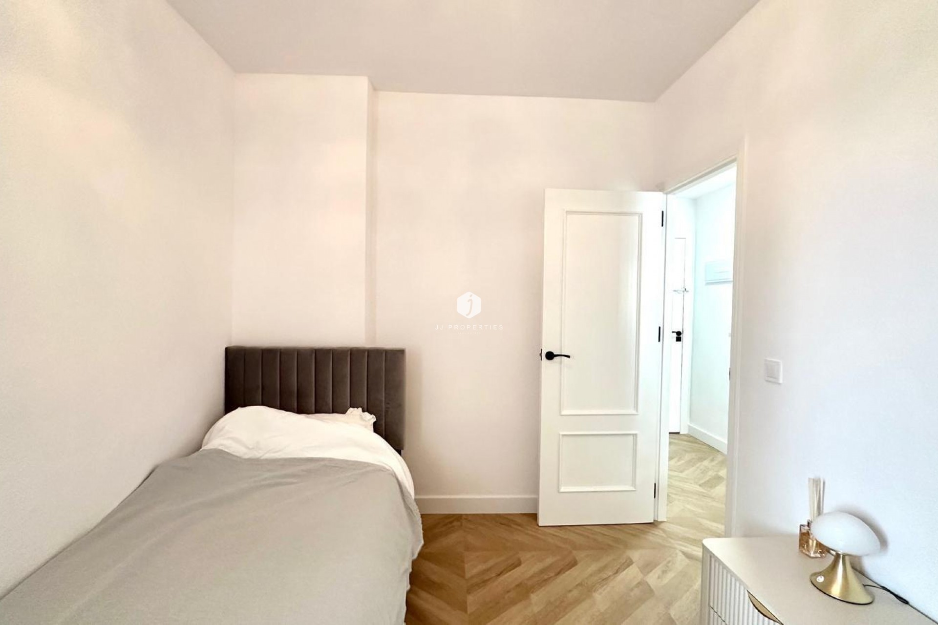 Aus zweiter Hand - Wohnung -
Torrevieja - Centro