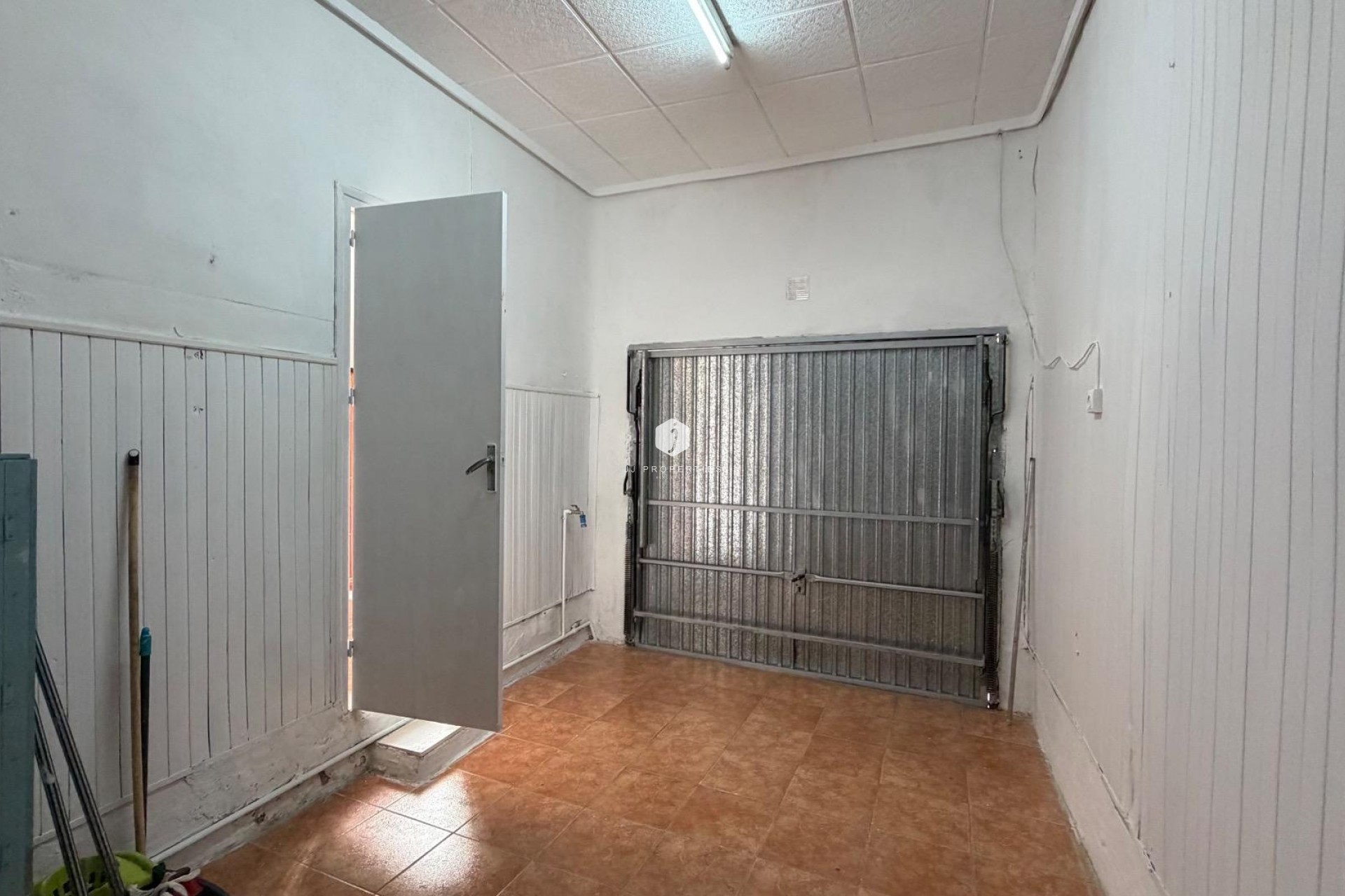 Aus zweiter Hand - Wohnung -
Torrevieja - Centro