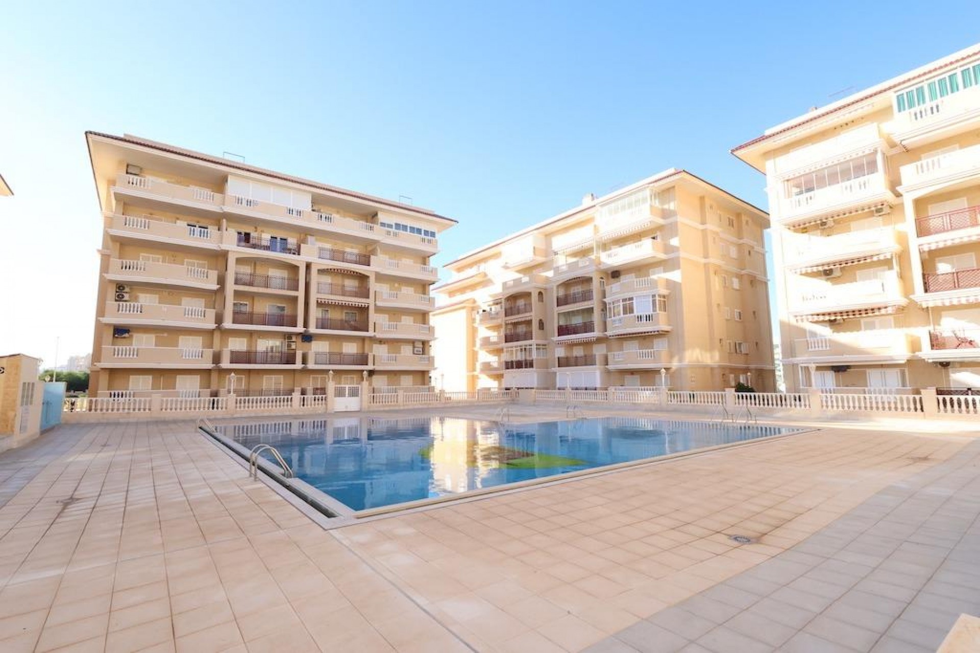 Aus zweiter Hand - Wohnung -
Torrevieja - Costa Blanca