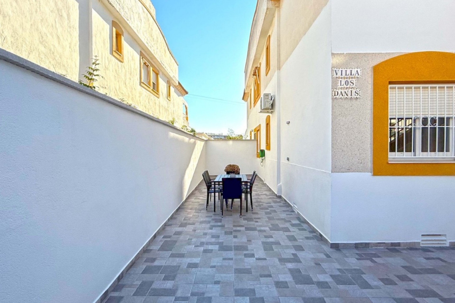 Aus zweiter Hand - Wohnung -
Torrevieja - Costa Blanca