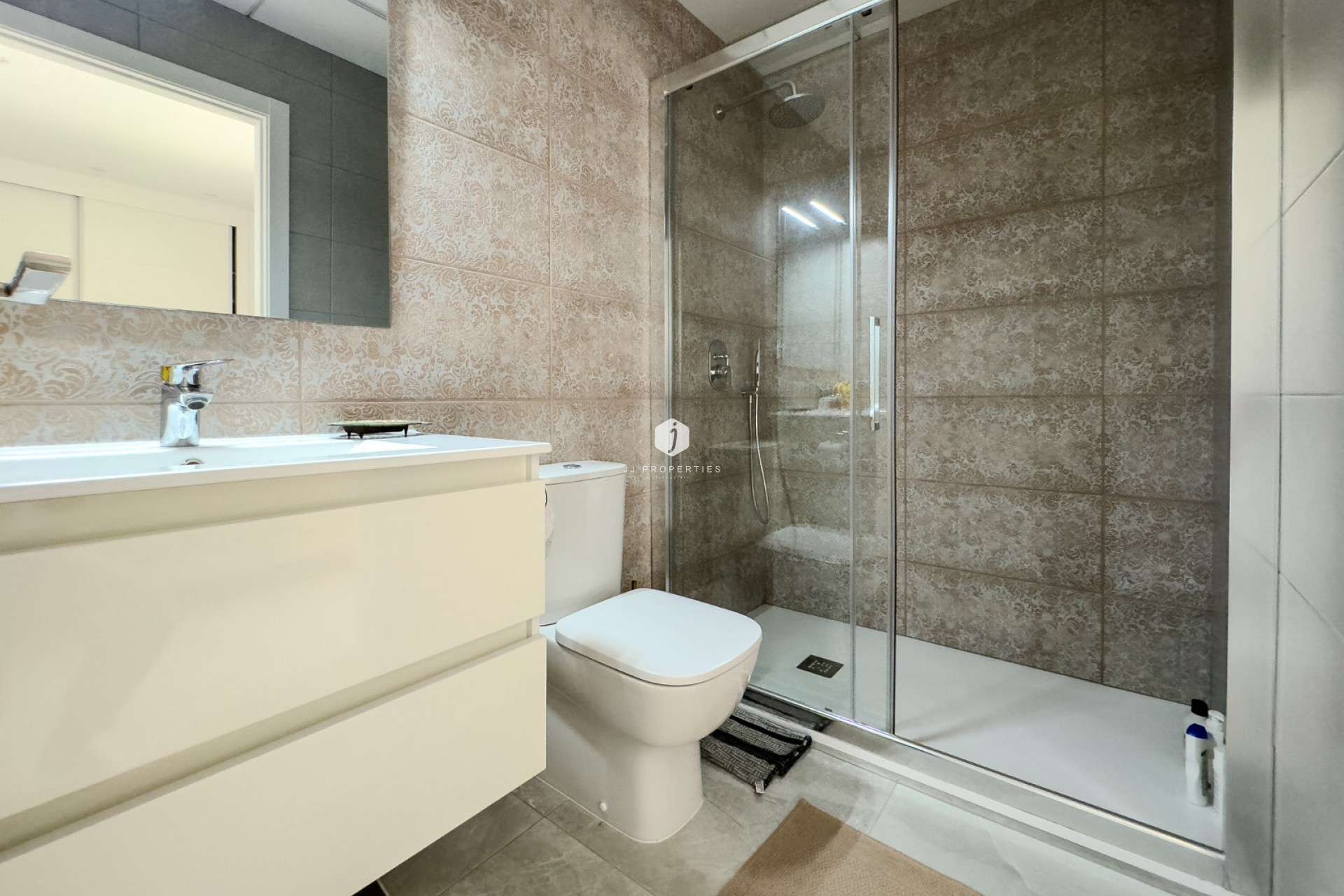 Aus zweiter Hand - Wohnung -
Torrevieja - Costa Blanca