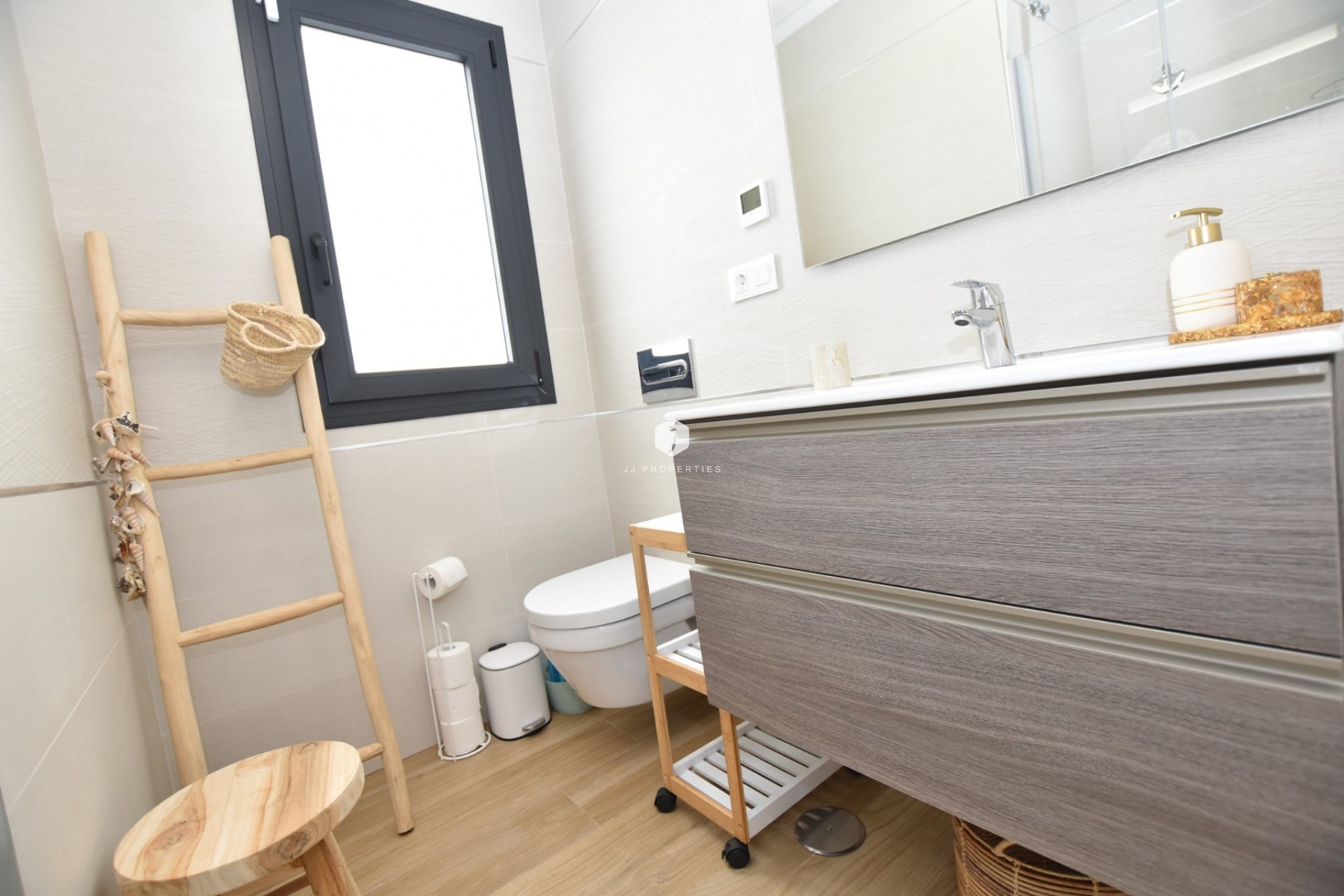 Aus zweiter Hand - Wohnung -
Torrevieja - Costa Blanca