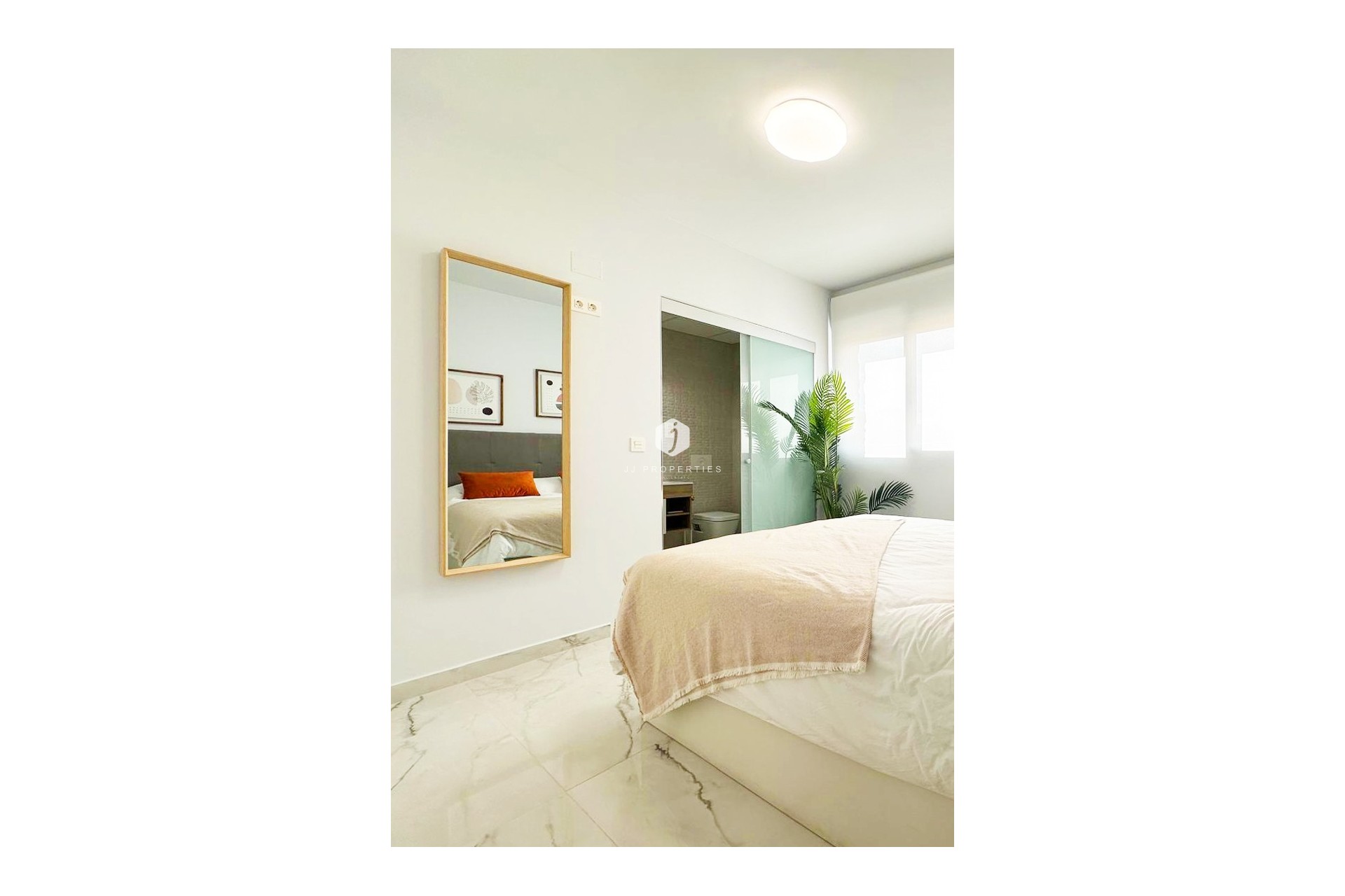 Aus zweiter Hand - Wohnung -
Torrevieja - Costa Blanca