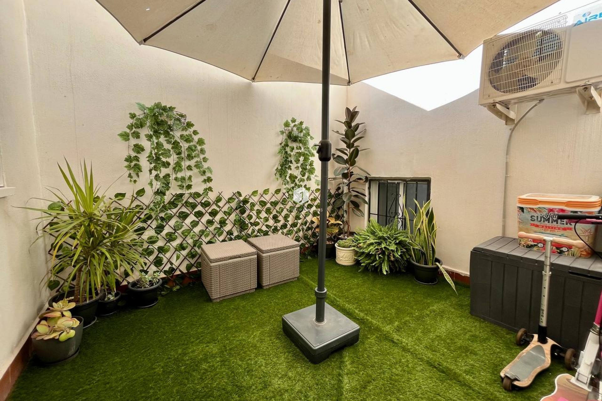 Aus zweiter Hand - Wohnung -
Torrevieja - Costa Blanca