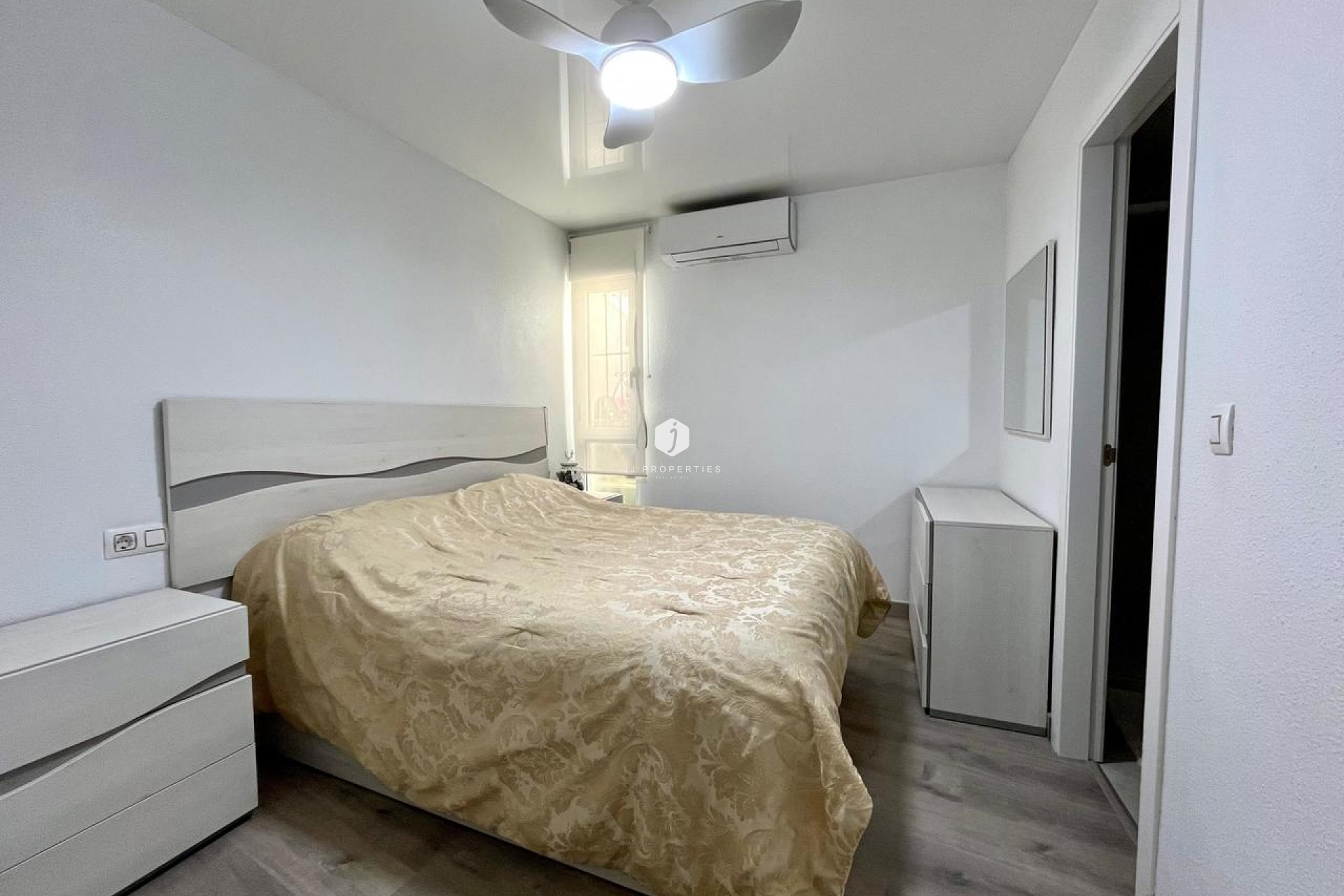 Aus zweiter Hand - Wohnung -
Torrevieja - Costa Blanca