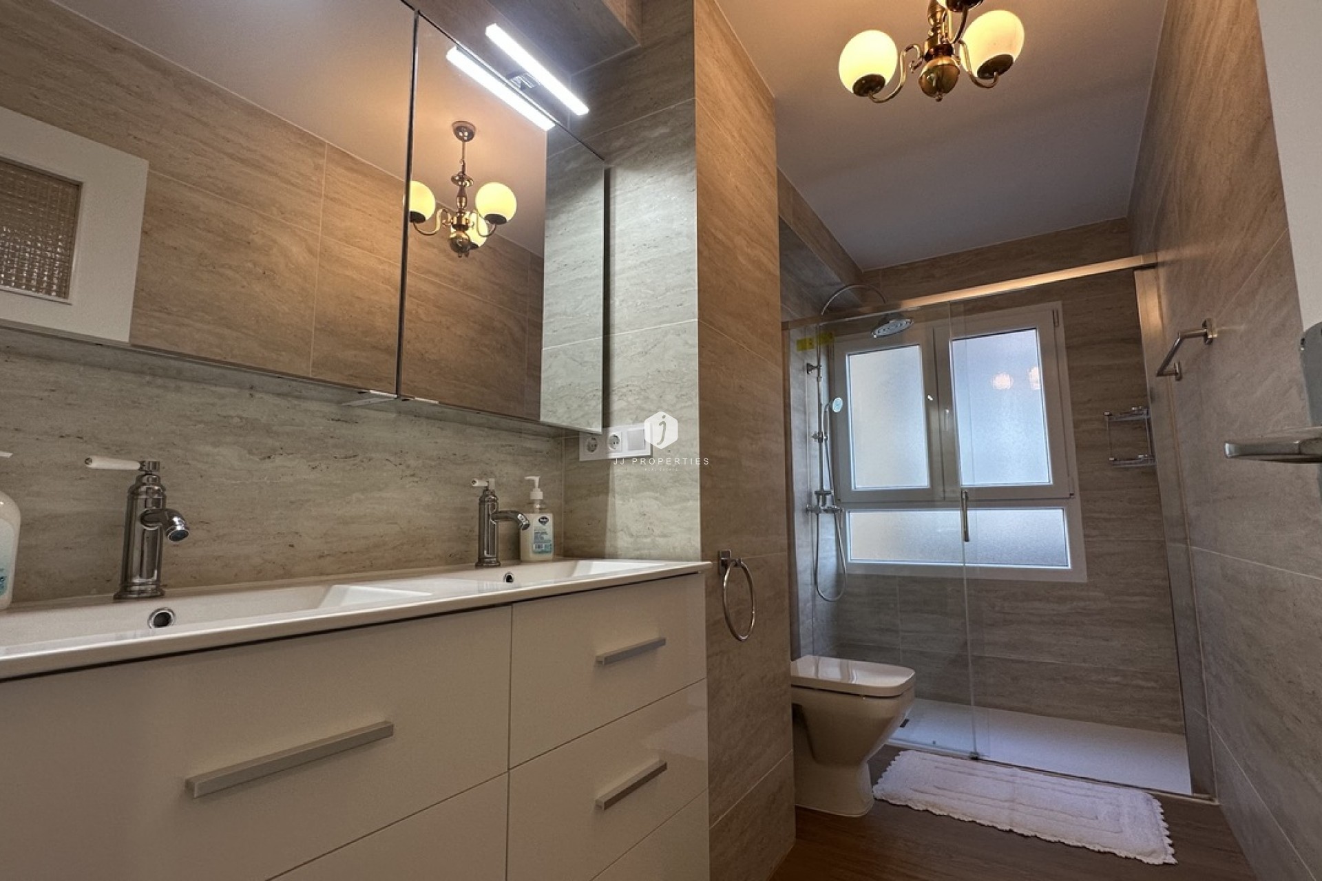 Aus zweiter Hand - Wohnung -
Torrevieja - Costa Blanca