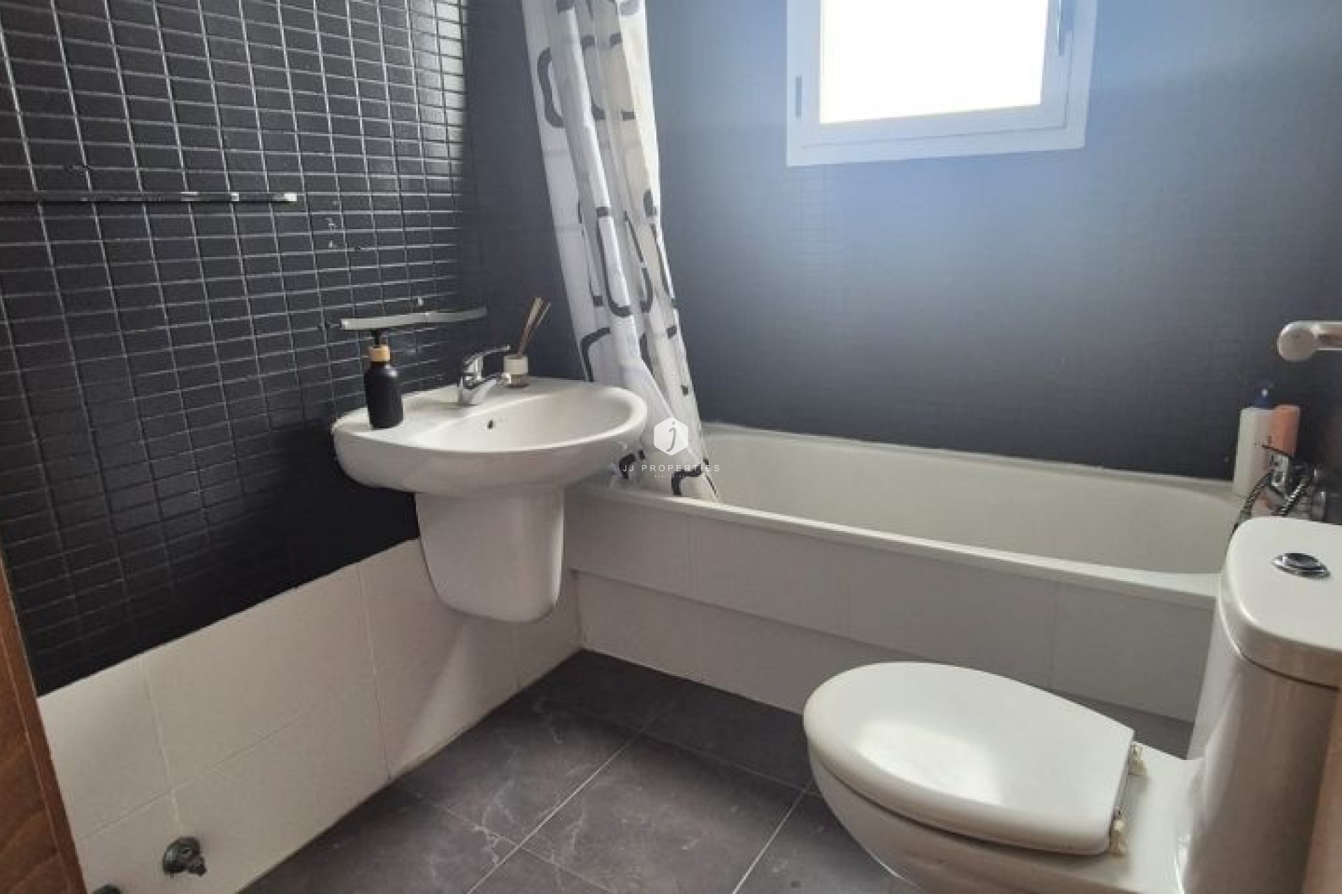 Aus zweiter Hand - Wohnung -
Torrevieja - Costa Blanca