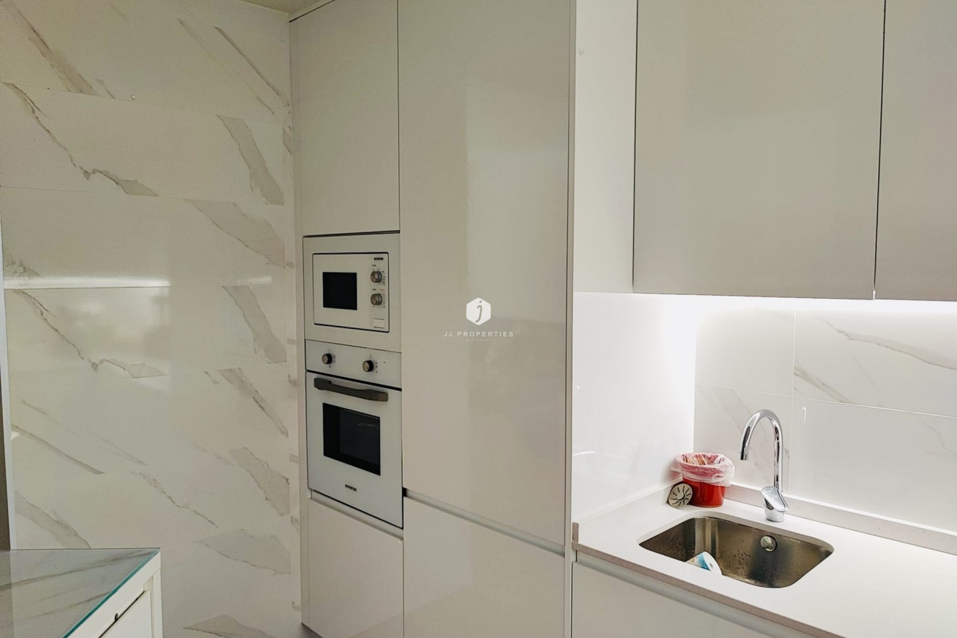 Aus zweiter Hand - Wohnung -
Torrevieja - Costa Blanca