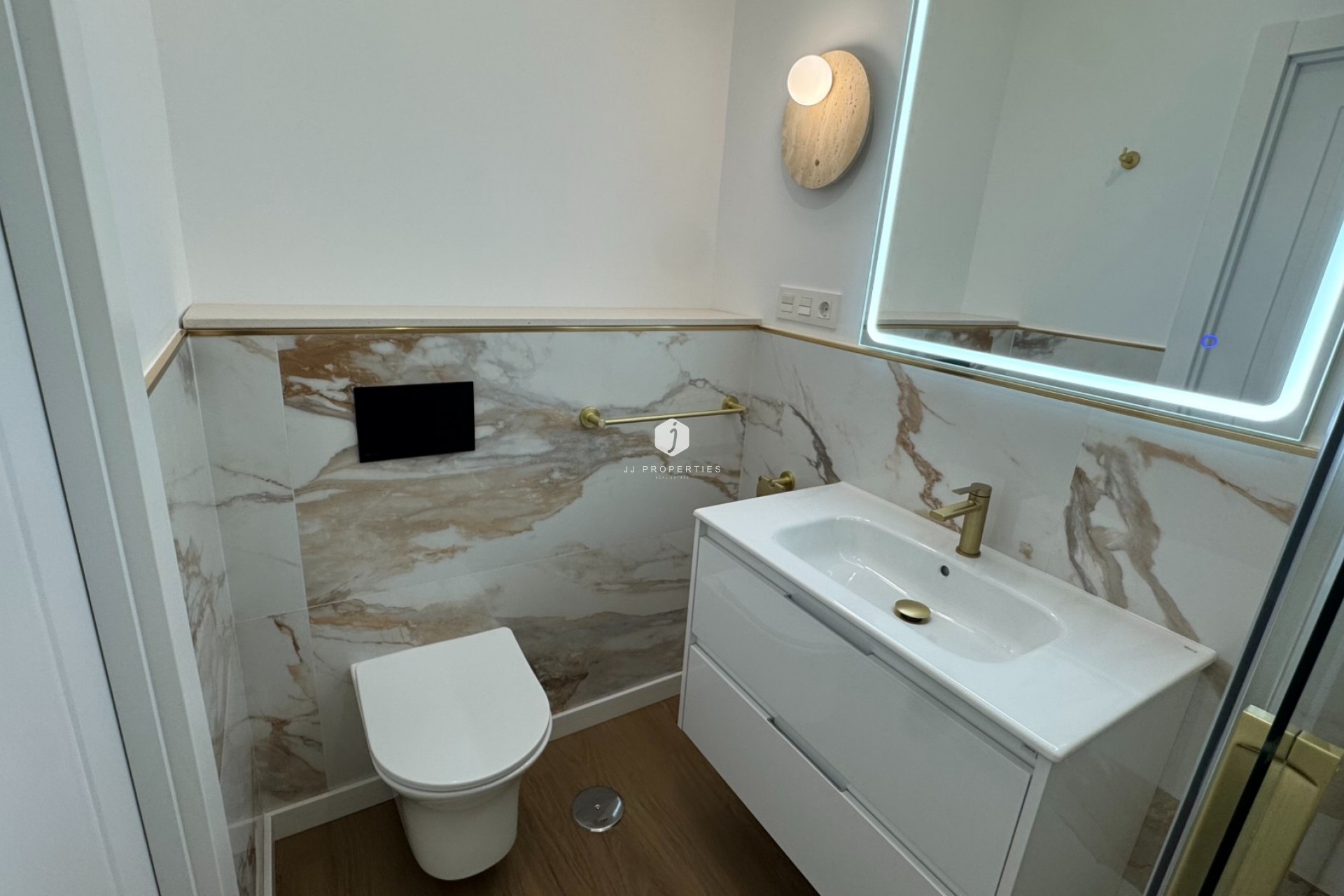 Aus zweiter Hand - Wohnung -
Torrevieja - Costa Blanca