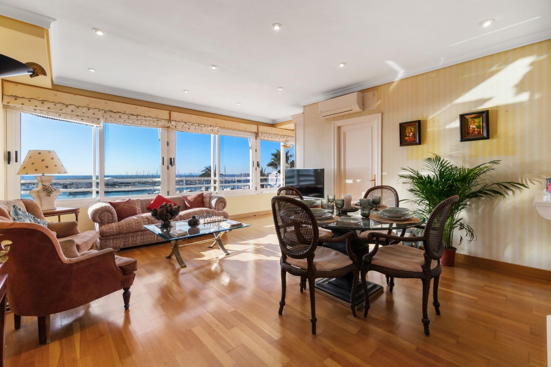 Aus zweiter Hand - Wohnung -
Torrevieja - Costa Blanca