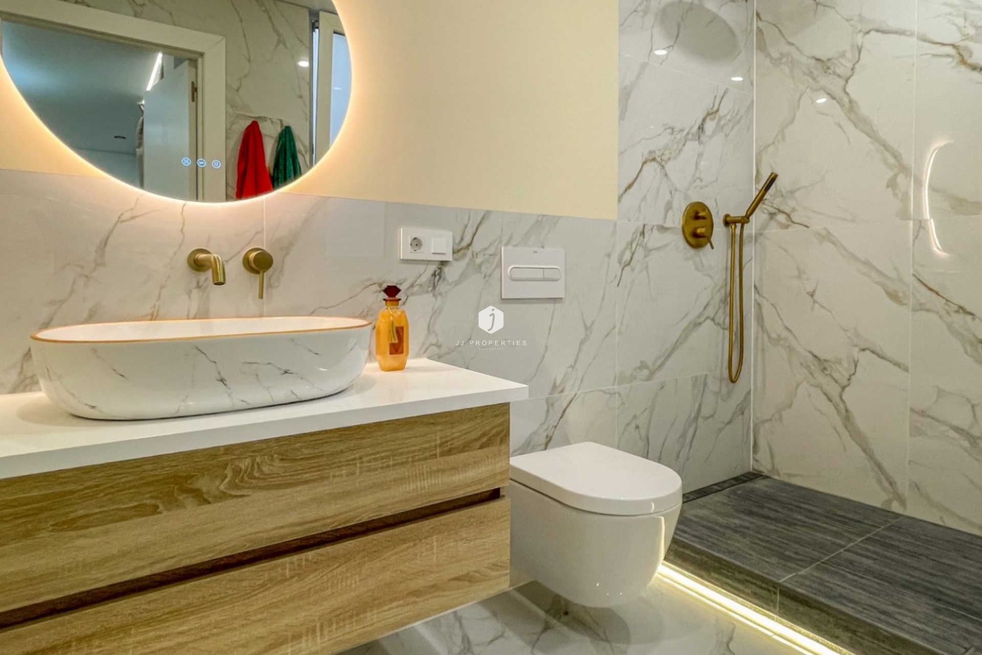 Aus zweiter Hand - Wohnung -
Torrevieja - Costa Blanca