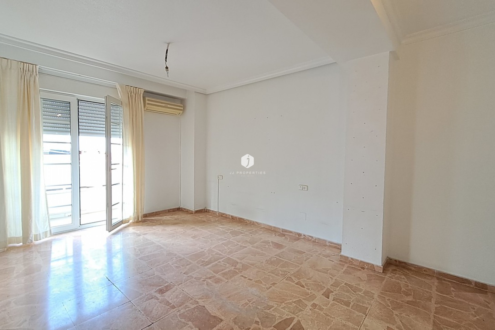 Aus zweiter Hand - Wohnung -
Torrevieja - Costa Blanca