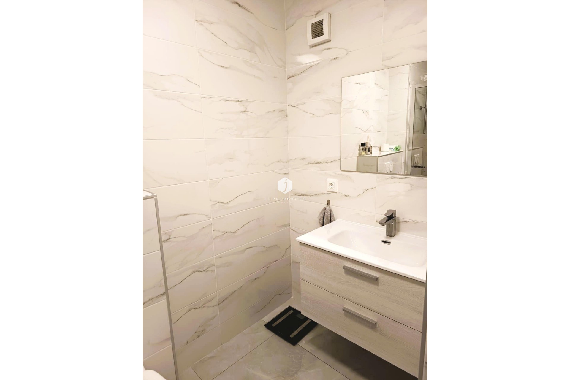 Aus zweiter Hand - Wohnung -
Torrevieja - Costa Blanca