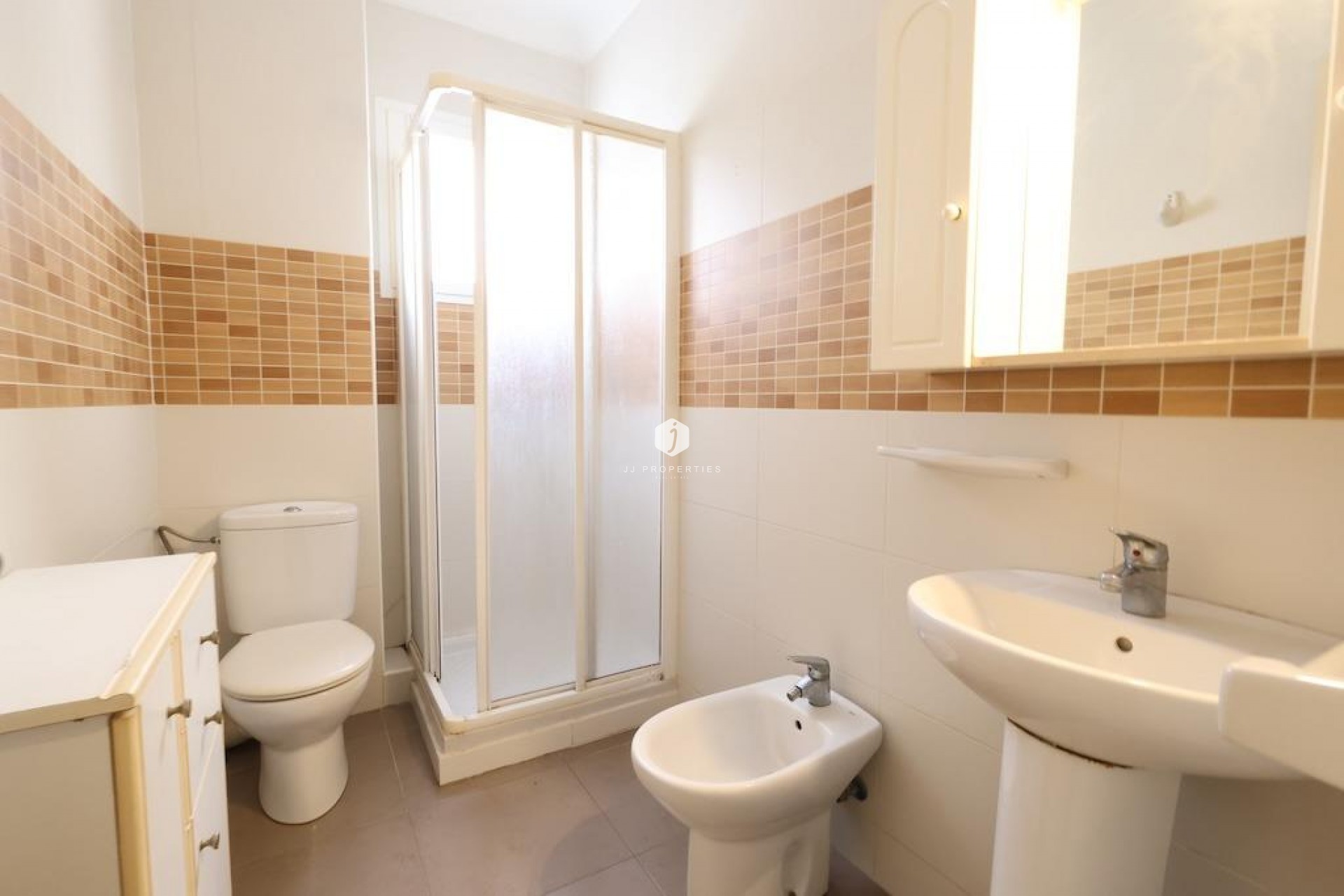 Aus zweiter Hand - Wohnung -
Torrevieja - Costa Blanca