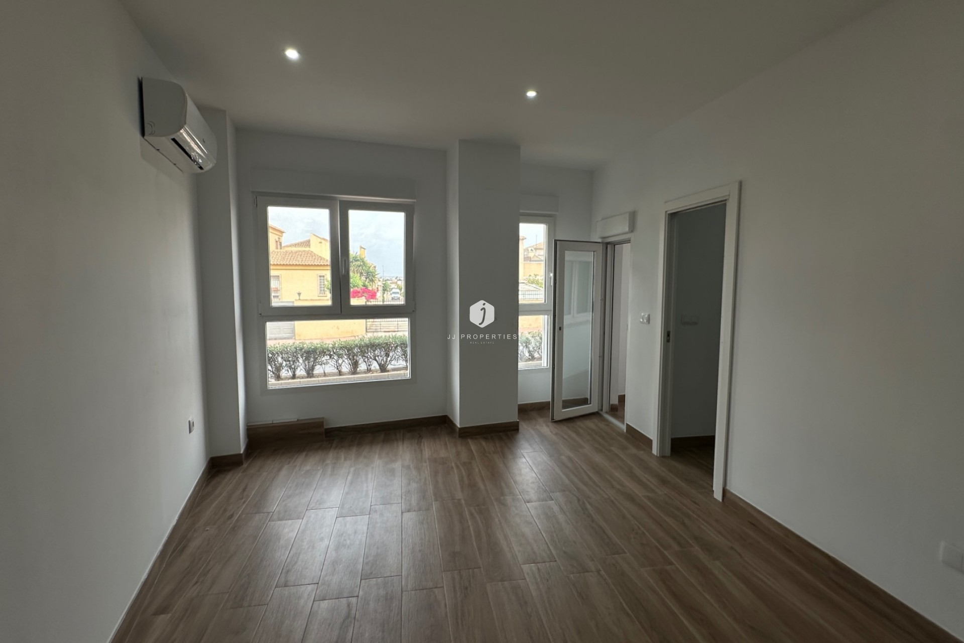 Aus zweiter Hand - Wohnung -
Torrevieja - Costa Blanca