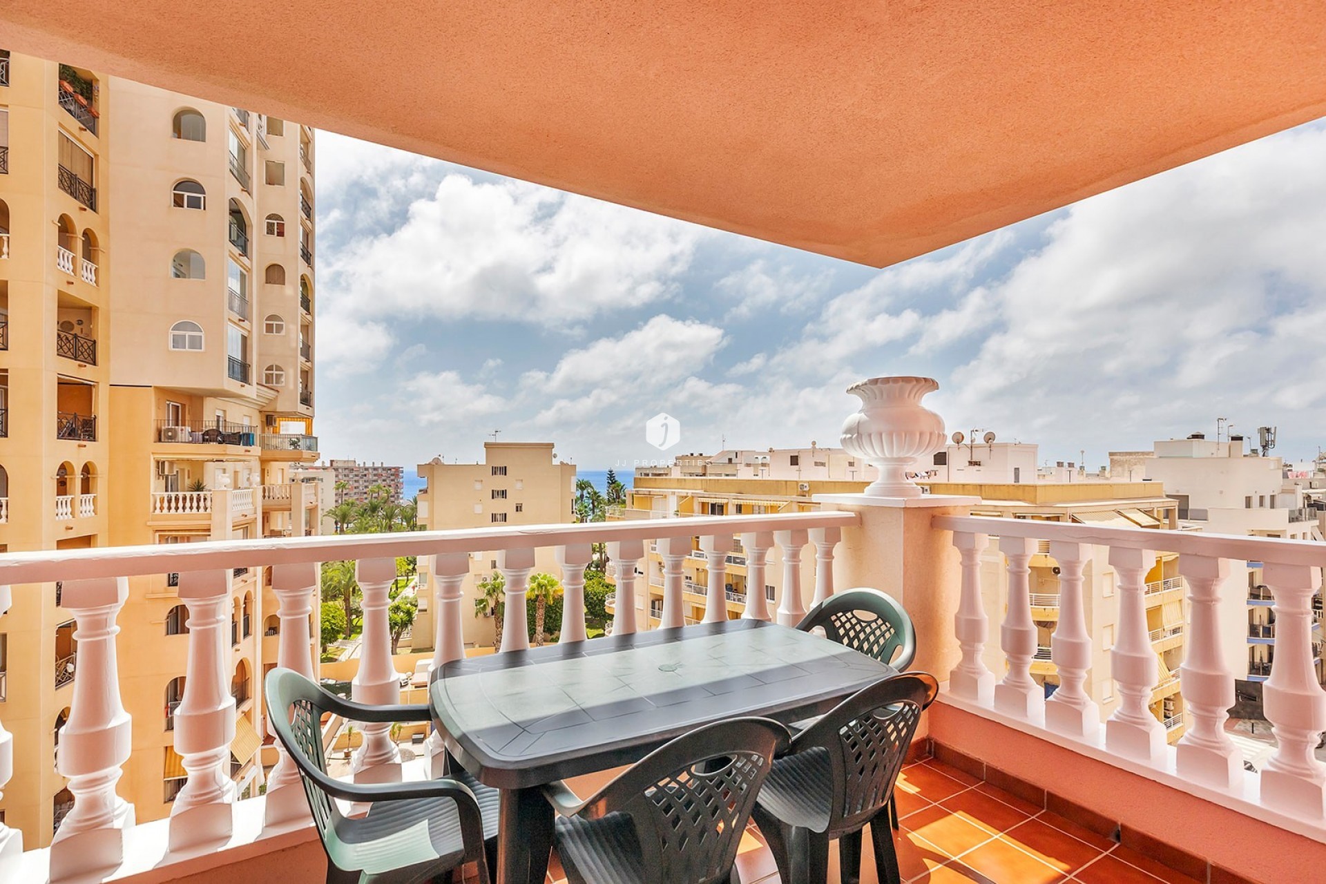 Aus zweiter Hand - Wohnung -
Torrevieja - Costa Blanca